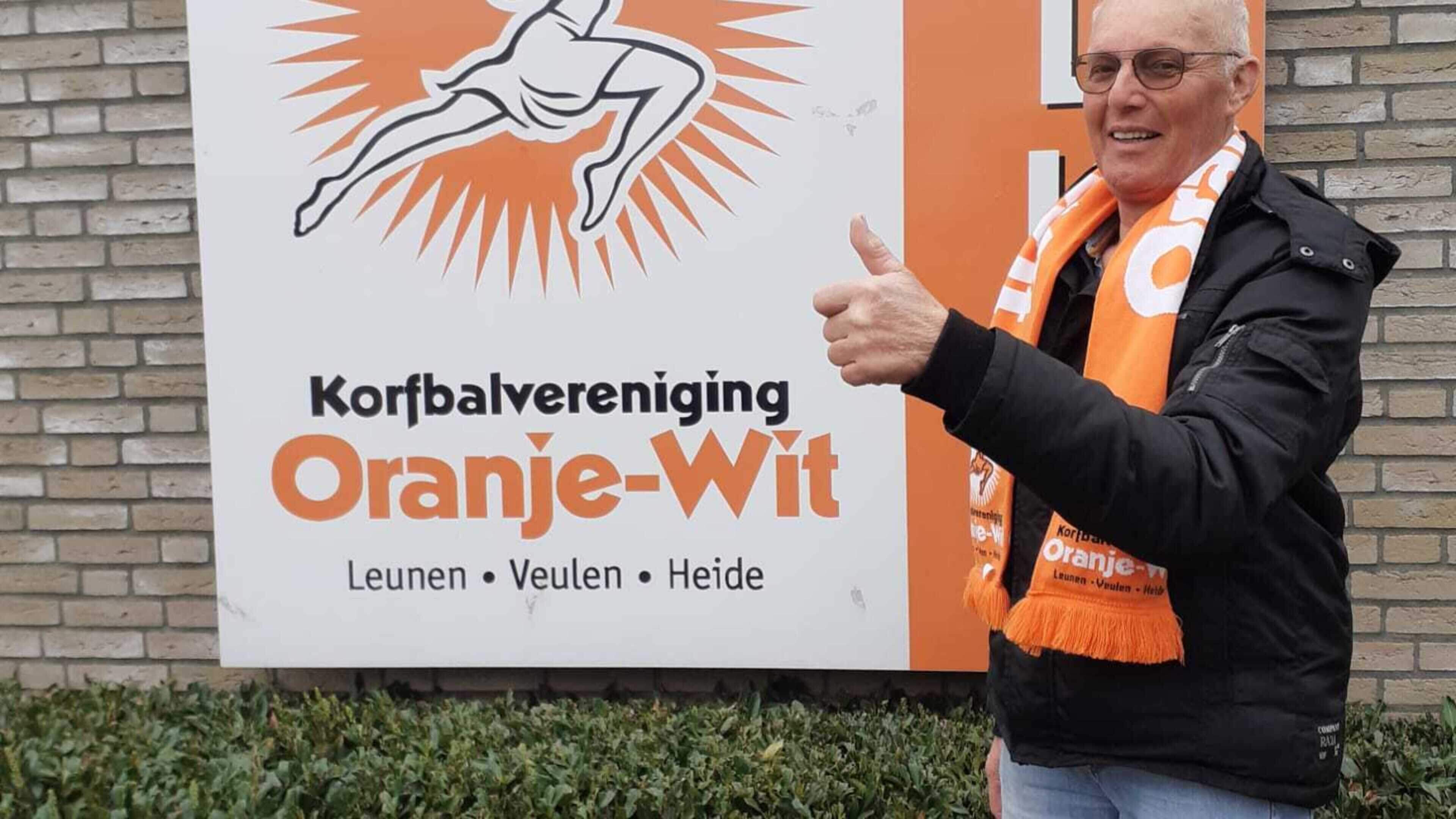 Oud-veeboer Theo Smits wilde niet ‘de hele dag alleen over koeien praten’ en kreeg band met korfbalc
