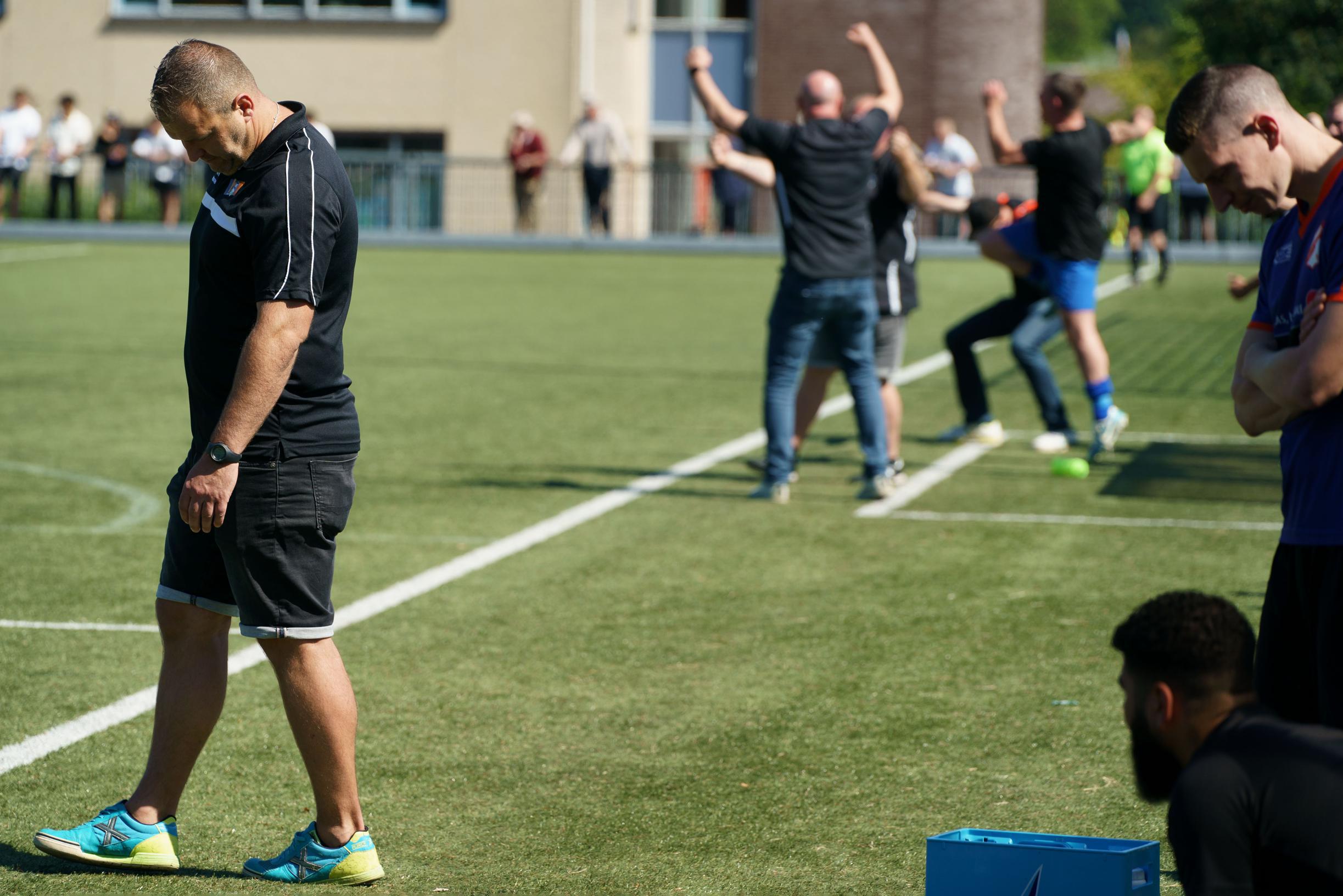 Seizoen Heksenberg-NEC eindigt in mineur, Neerbeek viert eerst een ...
