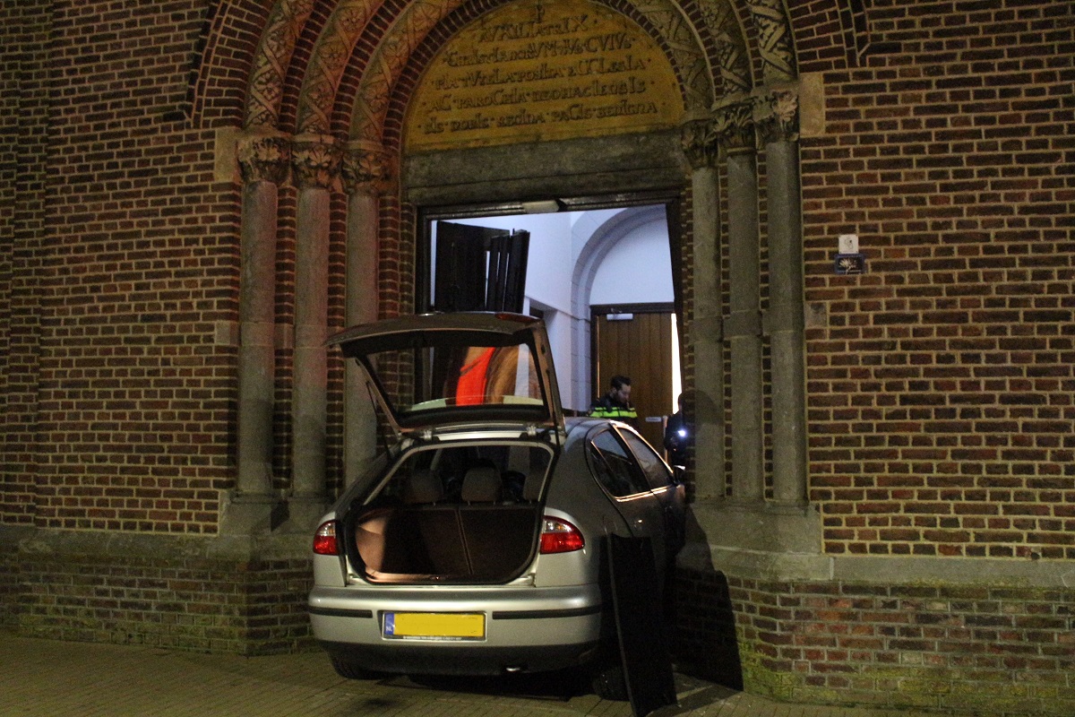 Vrouw die kerk in Landgraaf binnenreed, was parochiaan