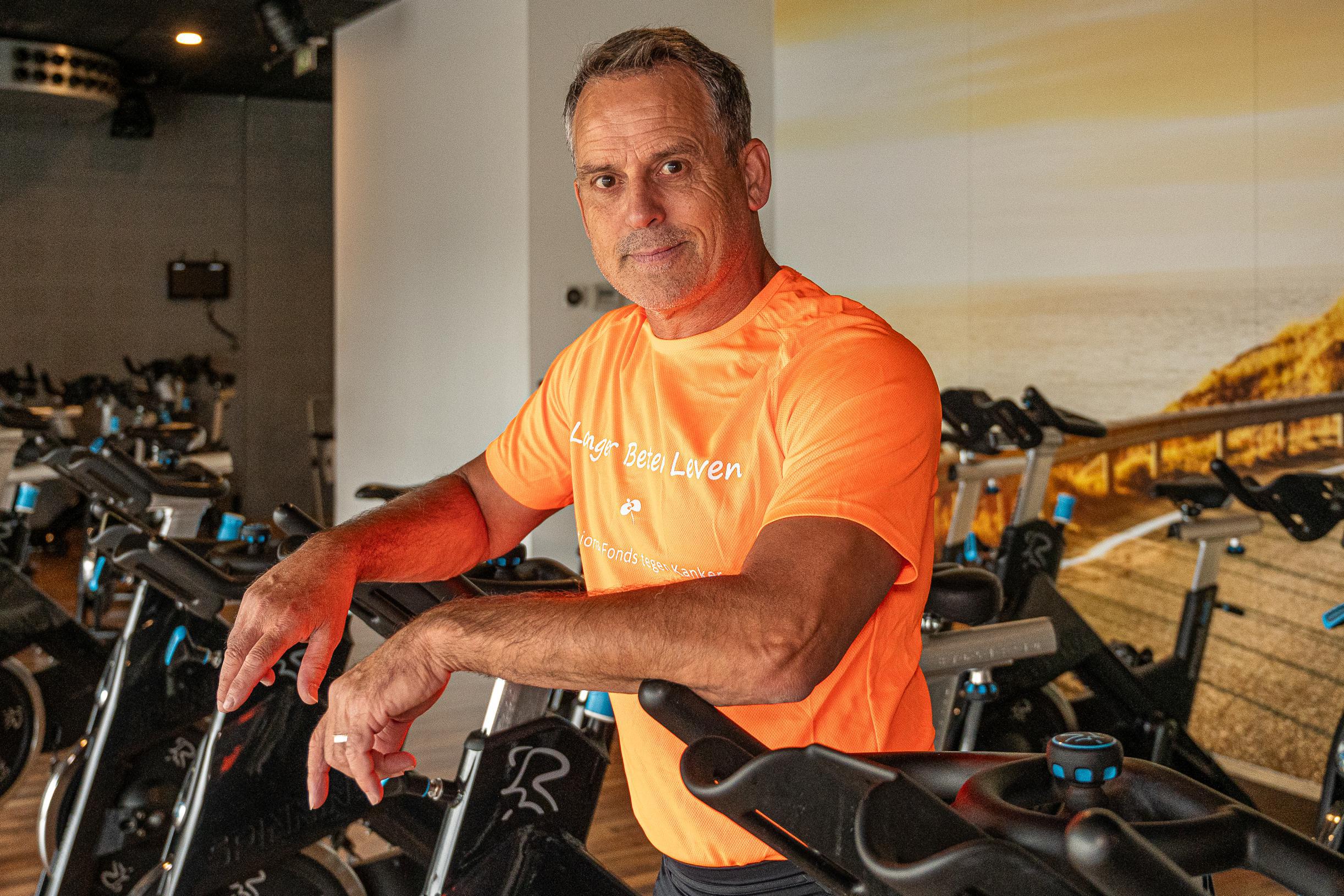 Harrie Dekkers uit Munstergeleen bleef sporten tussen chemokuren en operaties door: ‘Het maakt je ni