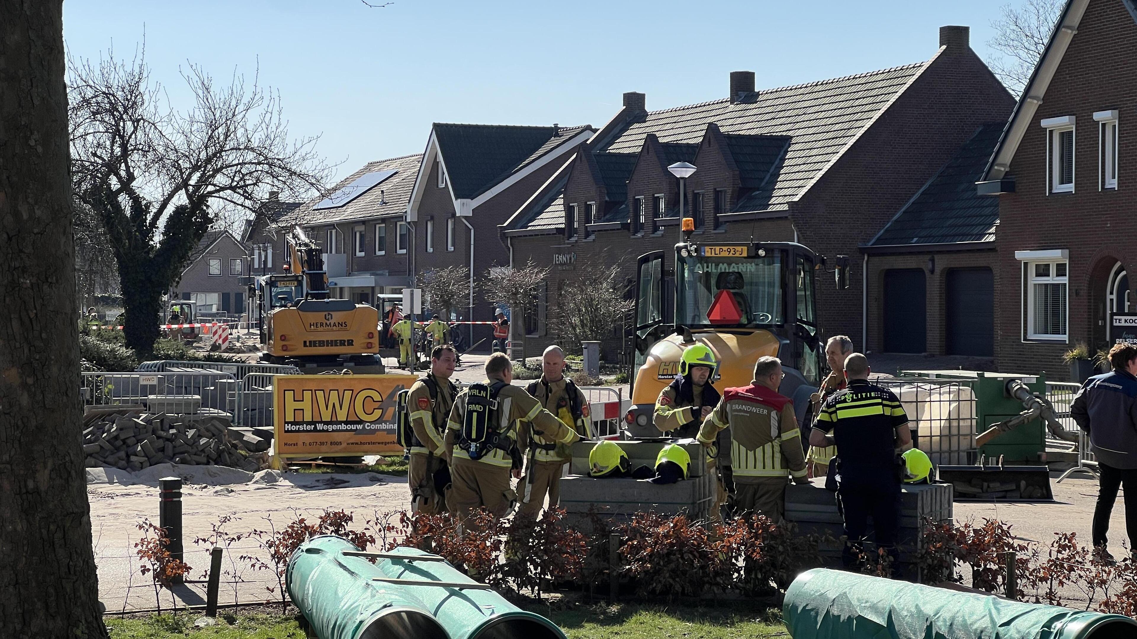 Huizen ontruimd na gaslek bij renovatie van plein in Offenbeek