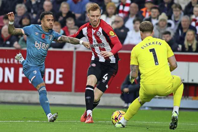 Mark Flekken uit Bocholtz toont veerkracht met Brentford na doelpunt Bournemouth-basisklant Justin K