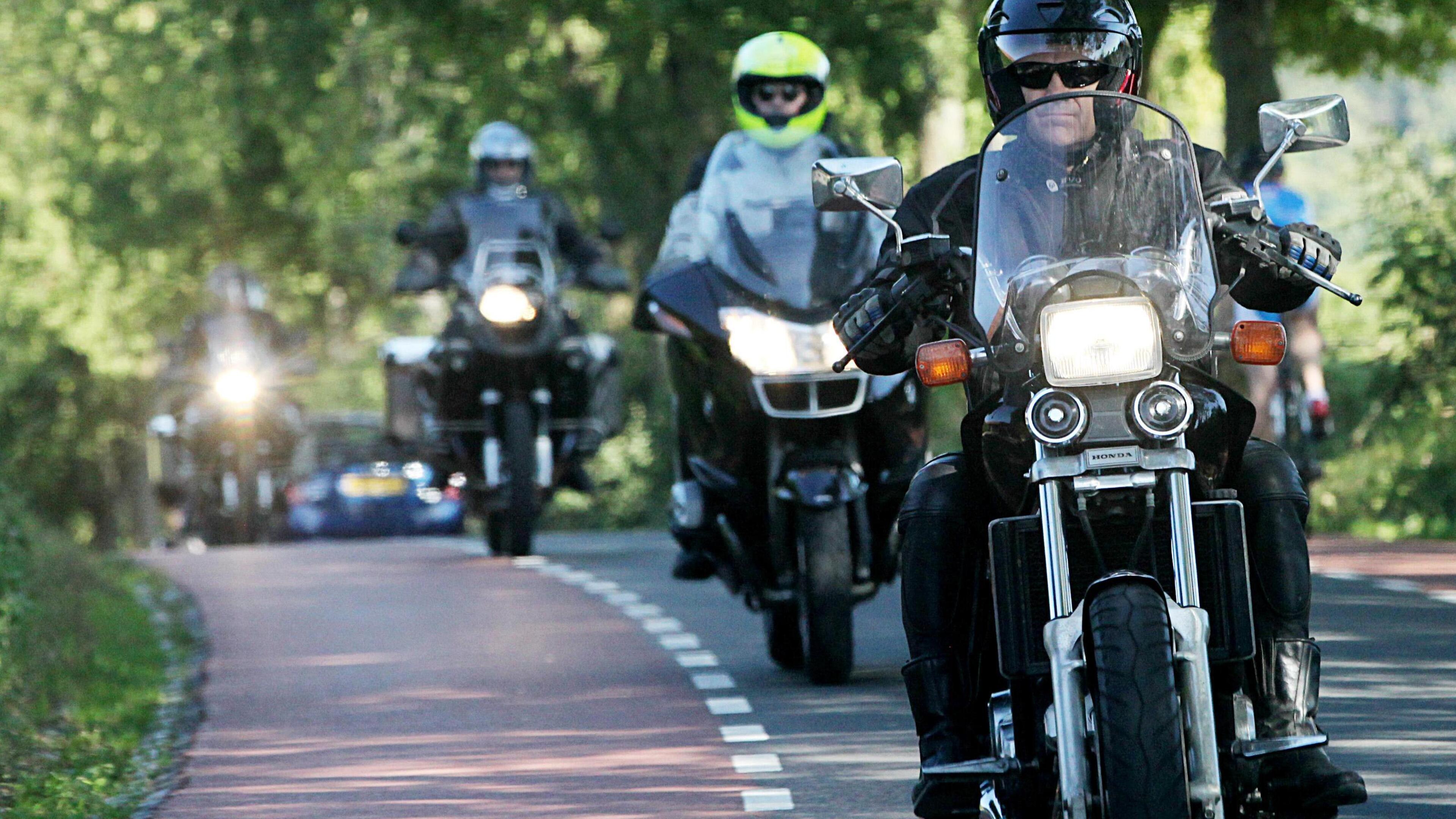 Na wielerkoersen gaat Vaals nu ook gemotoriseerde toertochten fiks aan banden leggen: lawaaimakers z