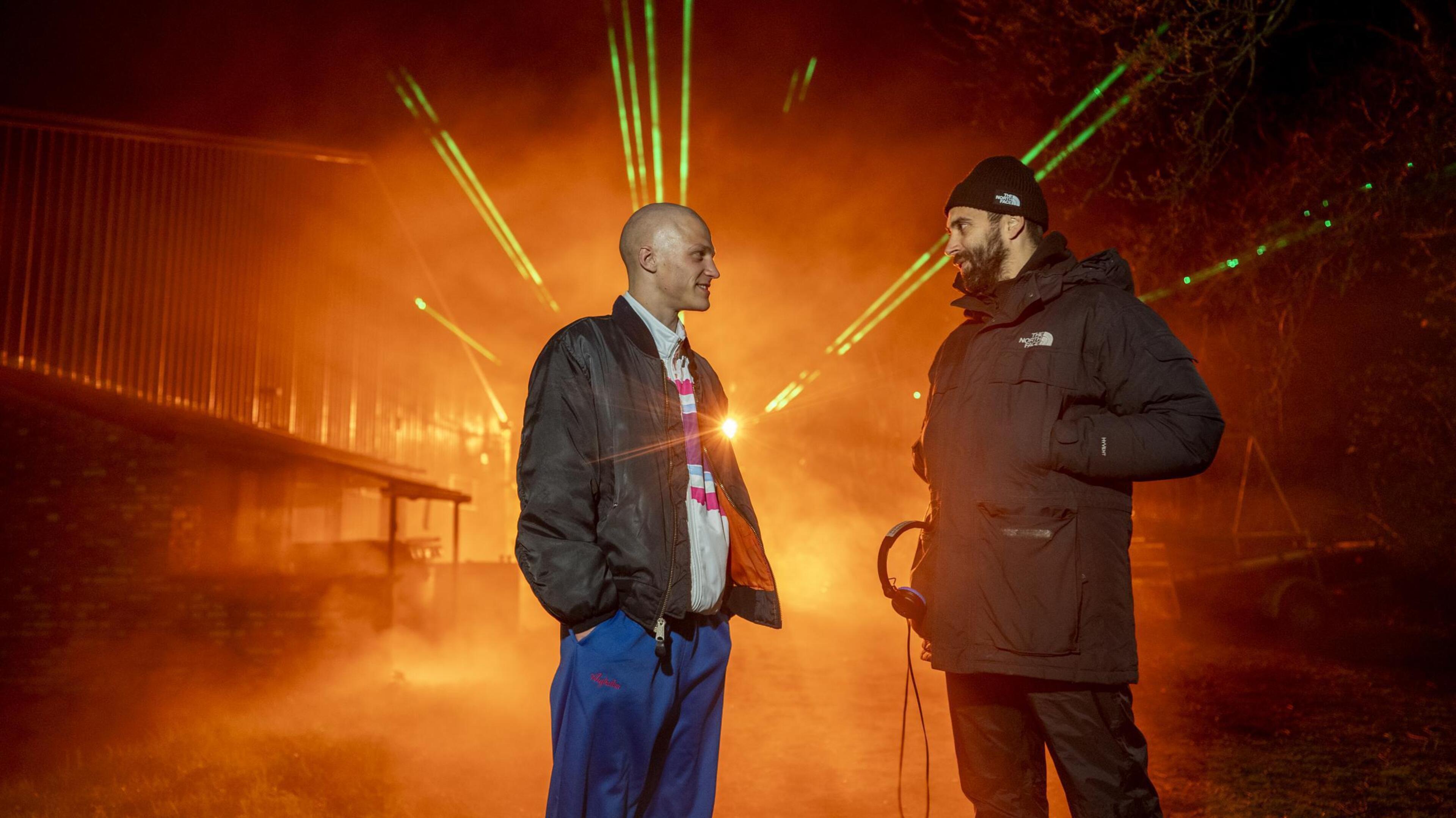 Joes Brauers uit Bocholtz liet hoofd kaalscheren en leerde hakken als een gabber voor hoofdrol in ‘H