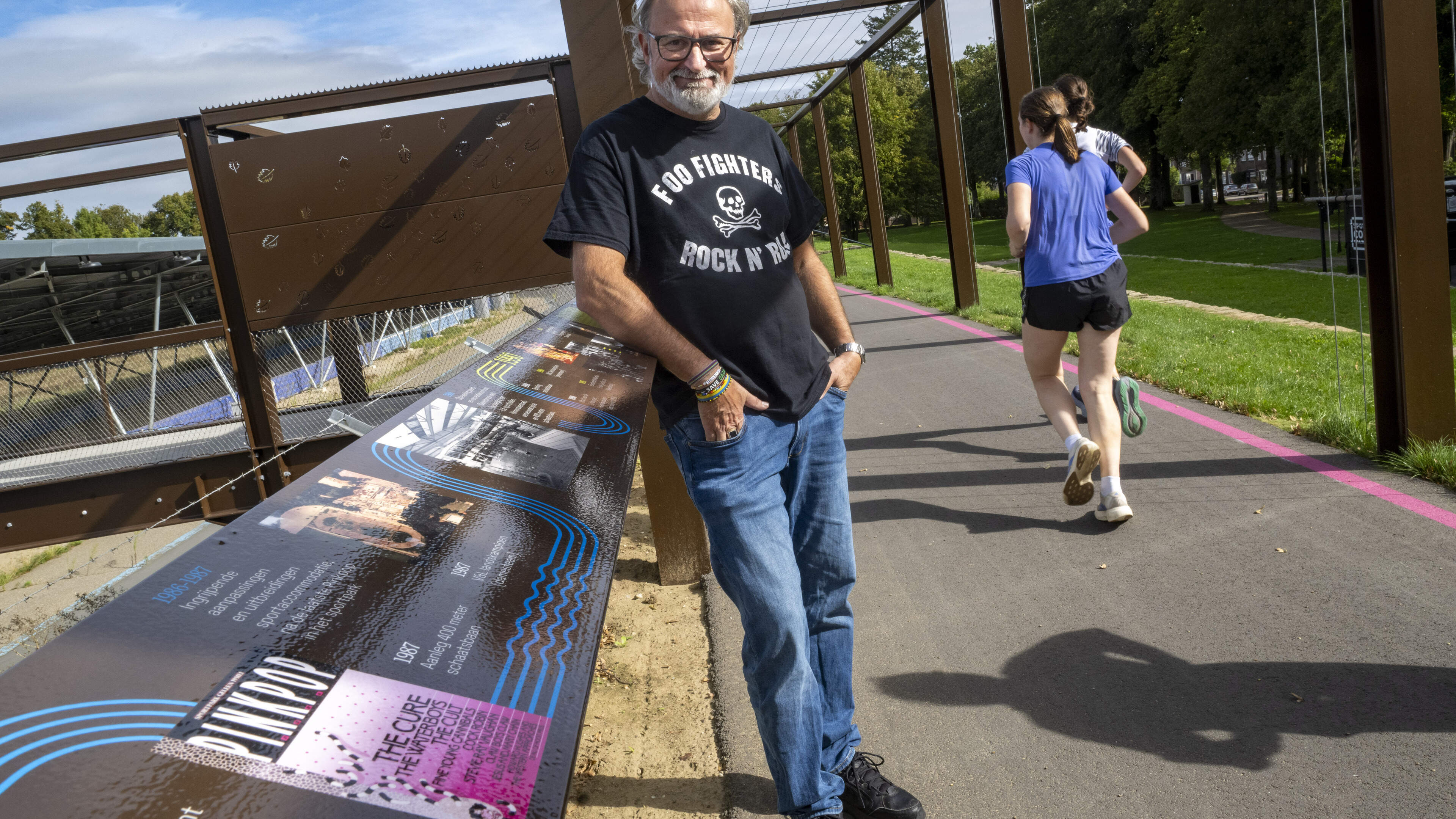 Michel (55) uit Geleen zet zijn passie voor het Damenpark om in een historische rondleiding