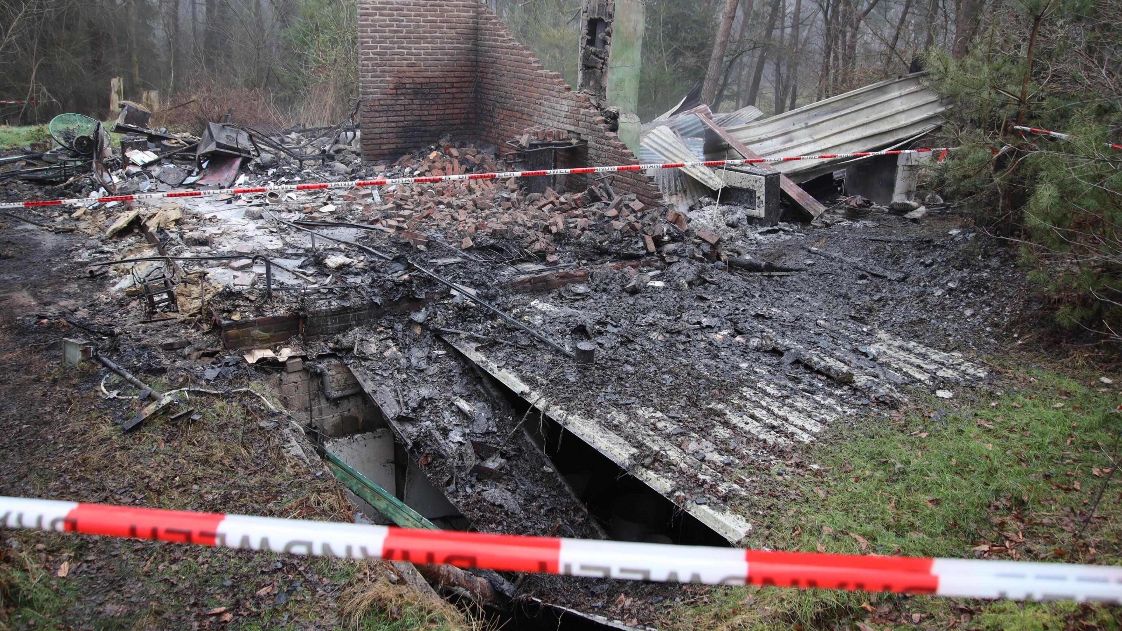 Buurtbewoners dachten dat ‘explosie’ in Afferden vuurwerkbom was: ‘Och is het huis van de mevrouw me