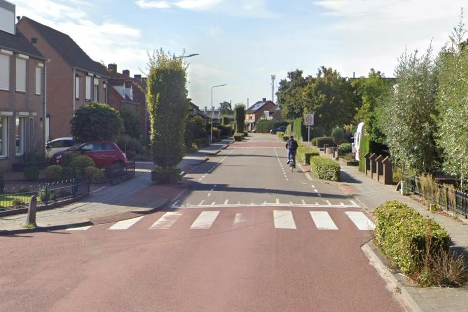 De verkeersoverlast in Reuver bij de wortel aanpakken is niet alleen hyperambitieus, maar vraagt ook