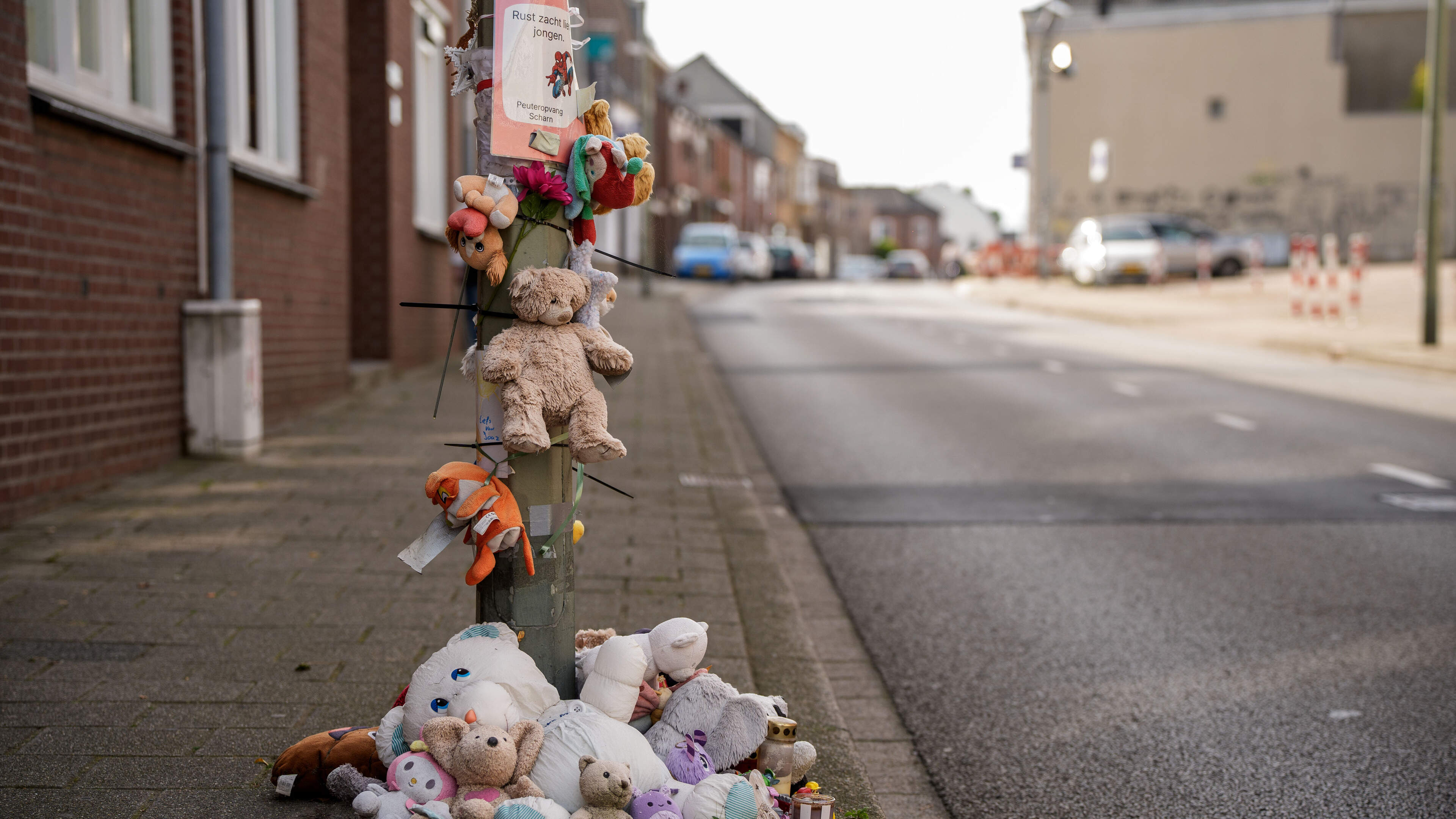 5 jaar cel geëist voor het op hoge snelheid doodrijden van 4-jarige Djorginyo in Maastricht: ‘Ik kwa