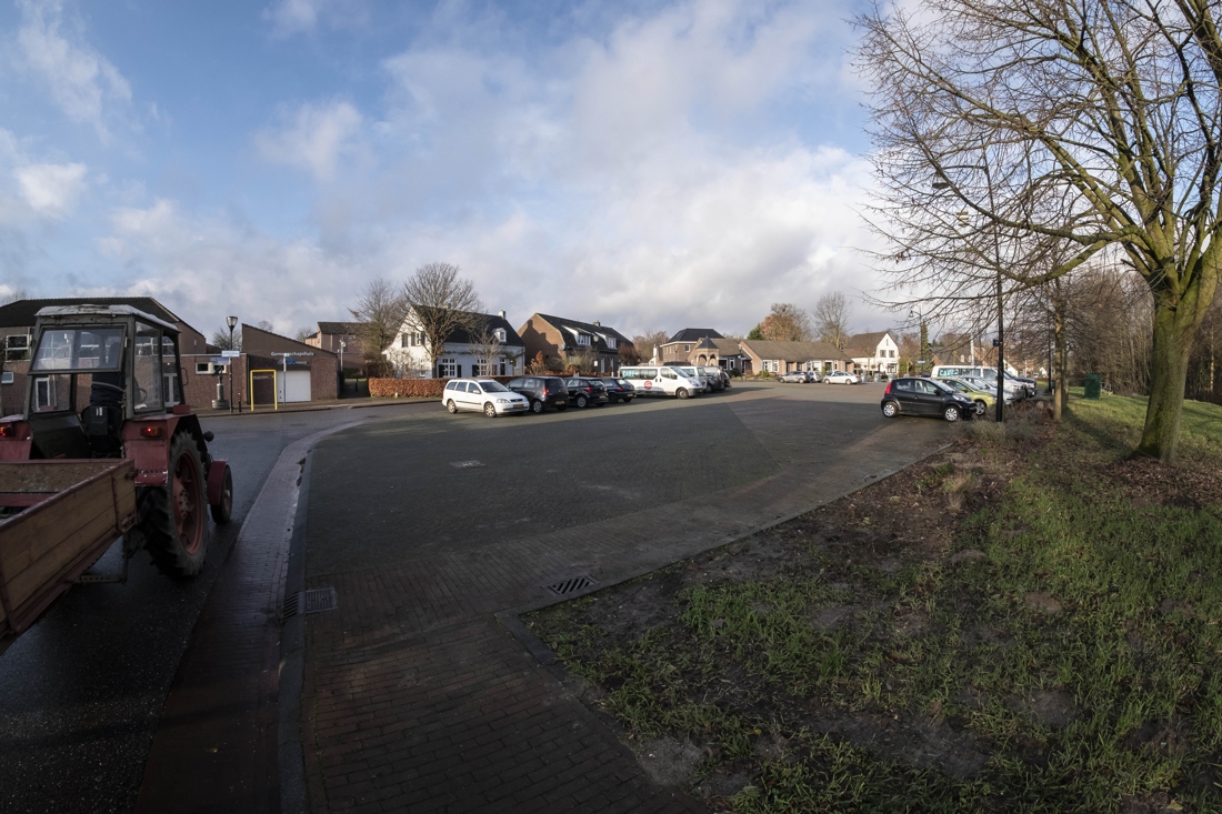 Plan voor metamorfose dorpsplein Nunhem van ‘kale, stenen vlakte’ naar ‘aantrekkelijke, centrale ple