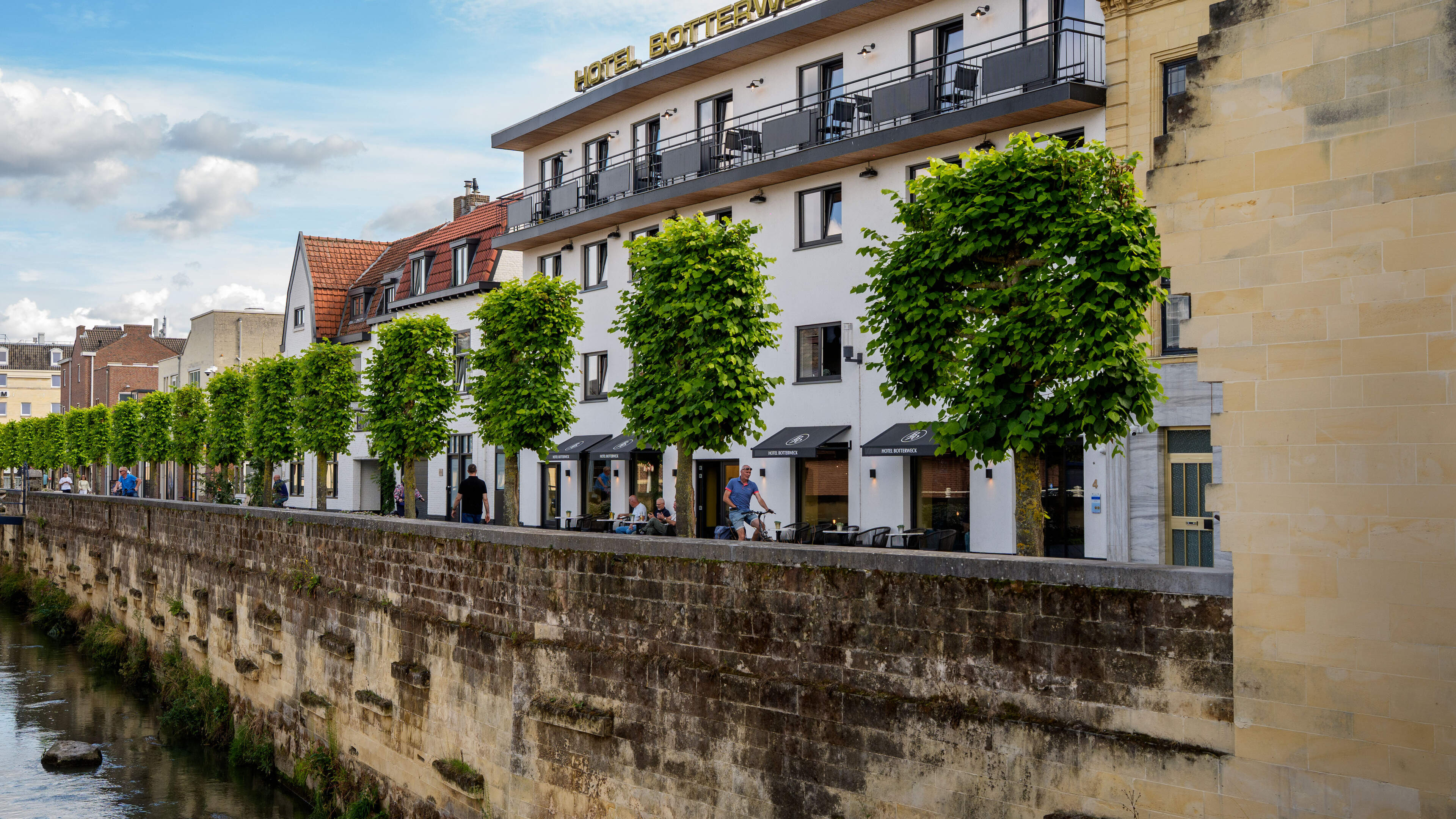 Hotel Botterweck in centrum van Valkenburg staat te koop