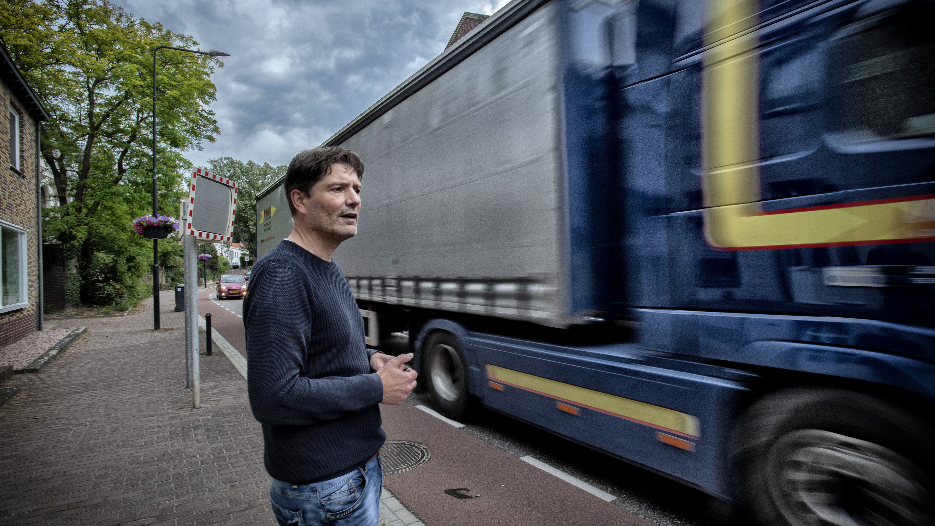 ‘Niet minder maar juist meer auto’s in Amstenrade en Oirsbeek door Buitenring’
