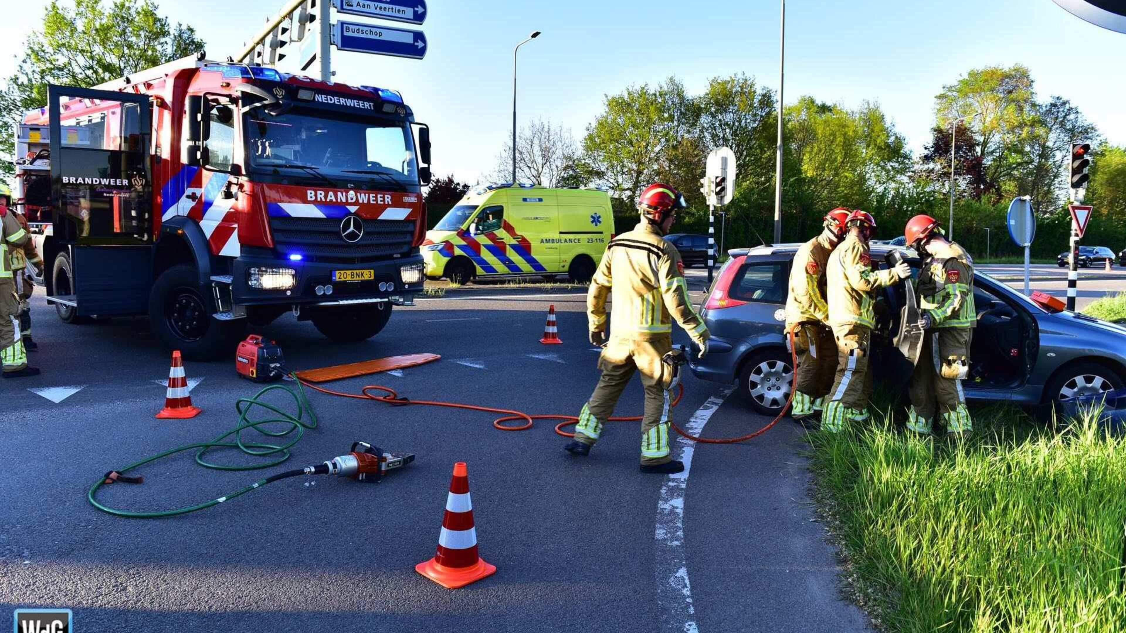 Twee auto’s betrokken bij verkeersongeluk op Randweg Zuid in Nederweert