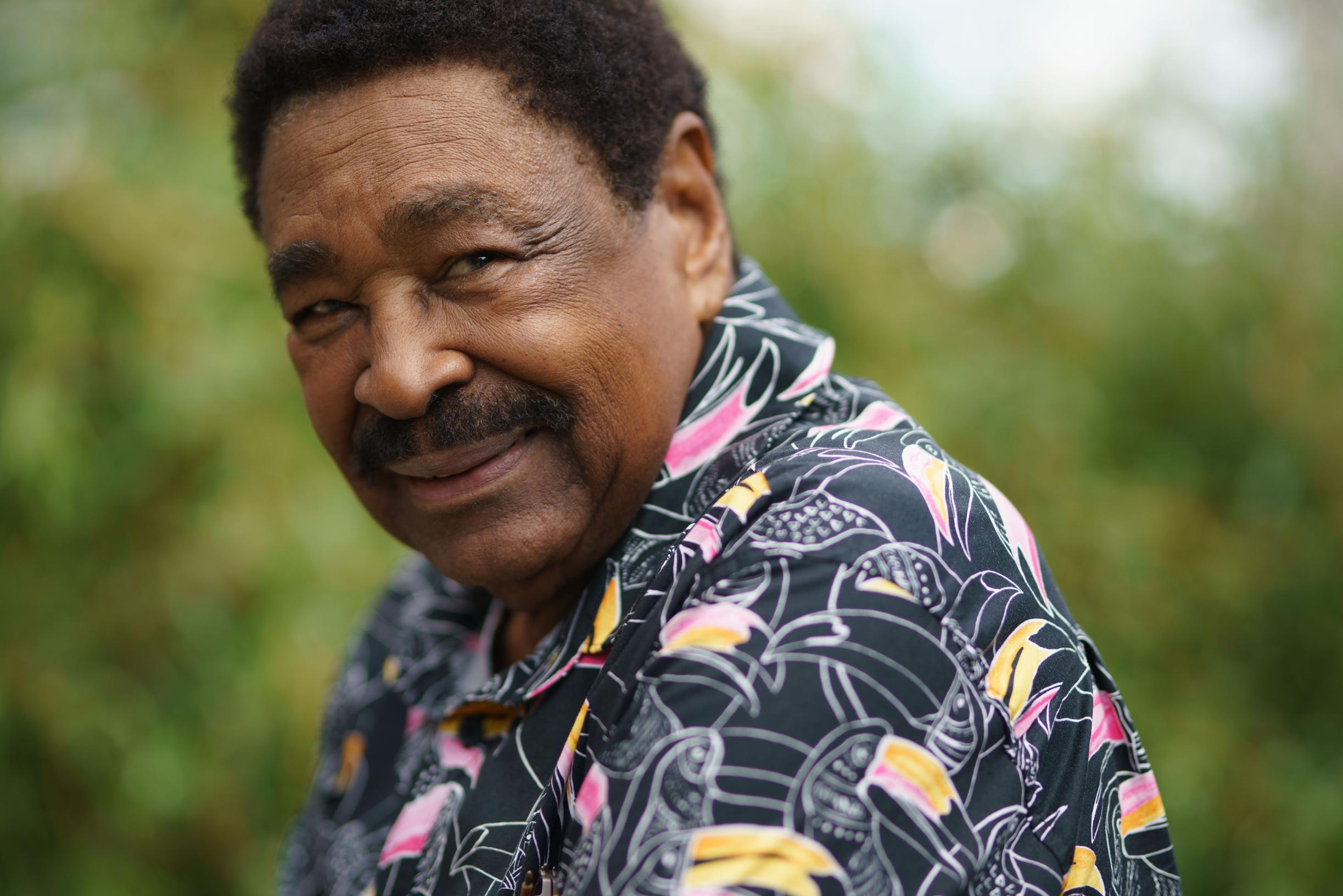 Het onstuimige leven van discokoning George McCrae hangt van toevalligheden aan elkaar: ‘Ik dacht: o