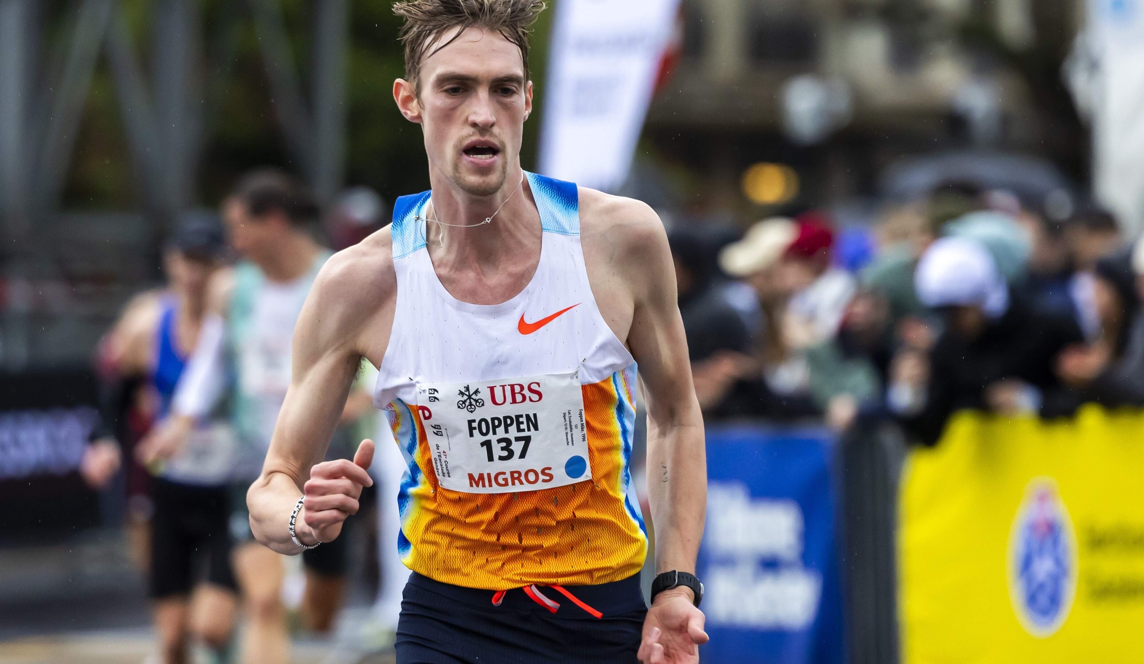 Mike Foppen verovert Nederlandse titel op 5 kilometer in recordtijd