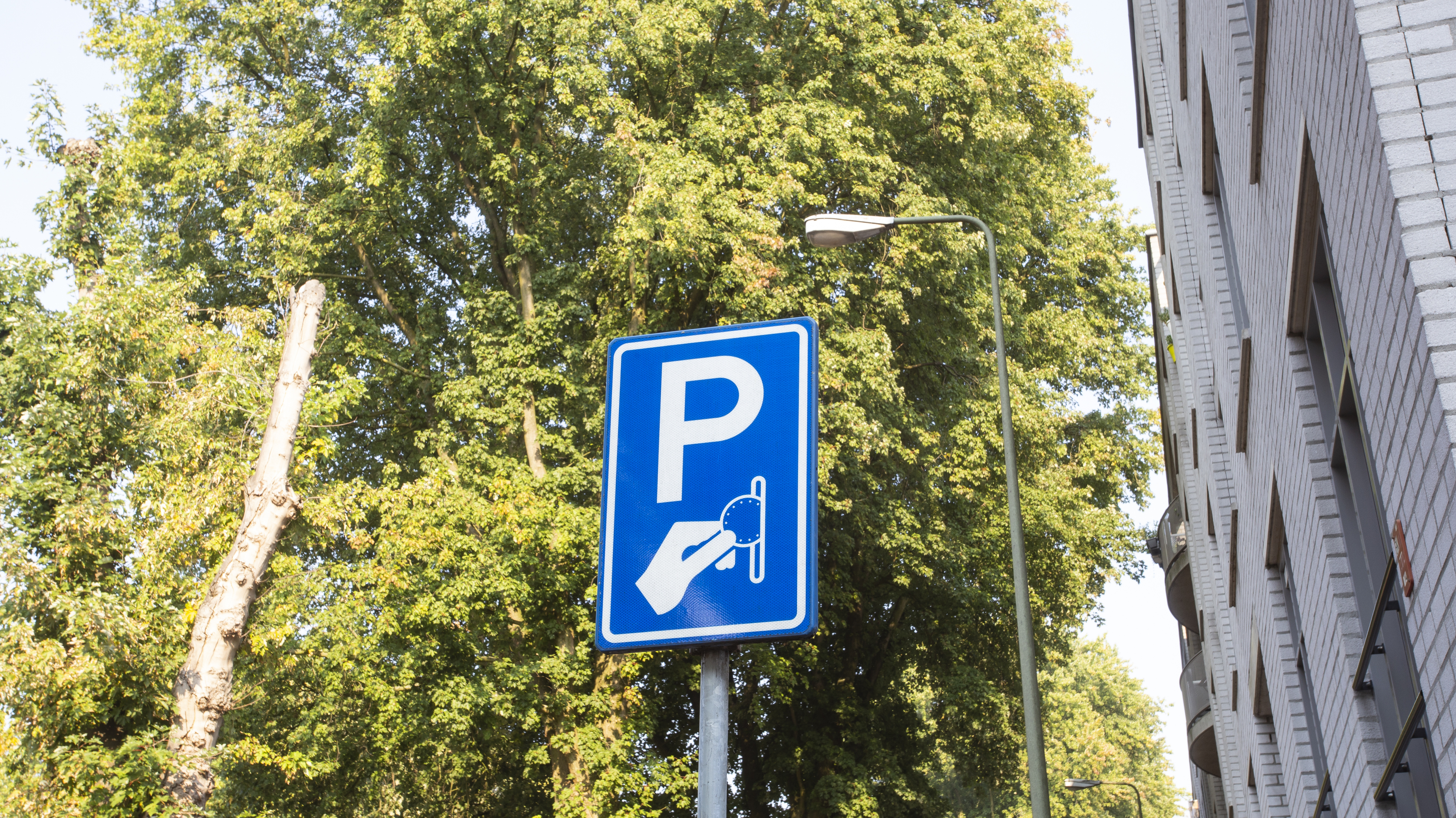 Weert krijgt compensatie voor minder inkomsten uit parkeren