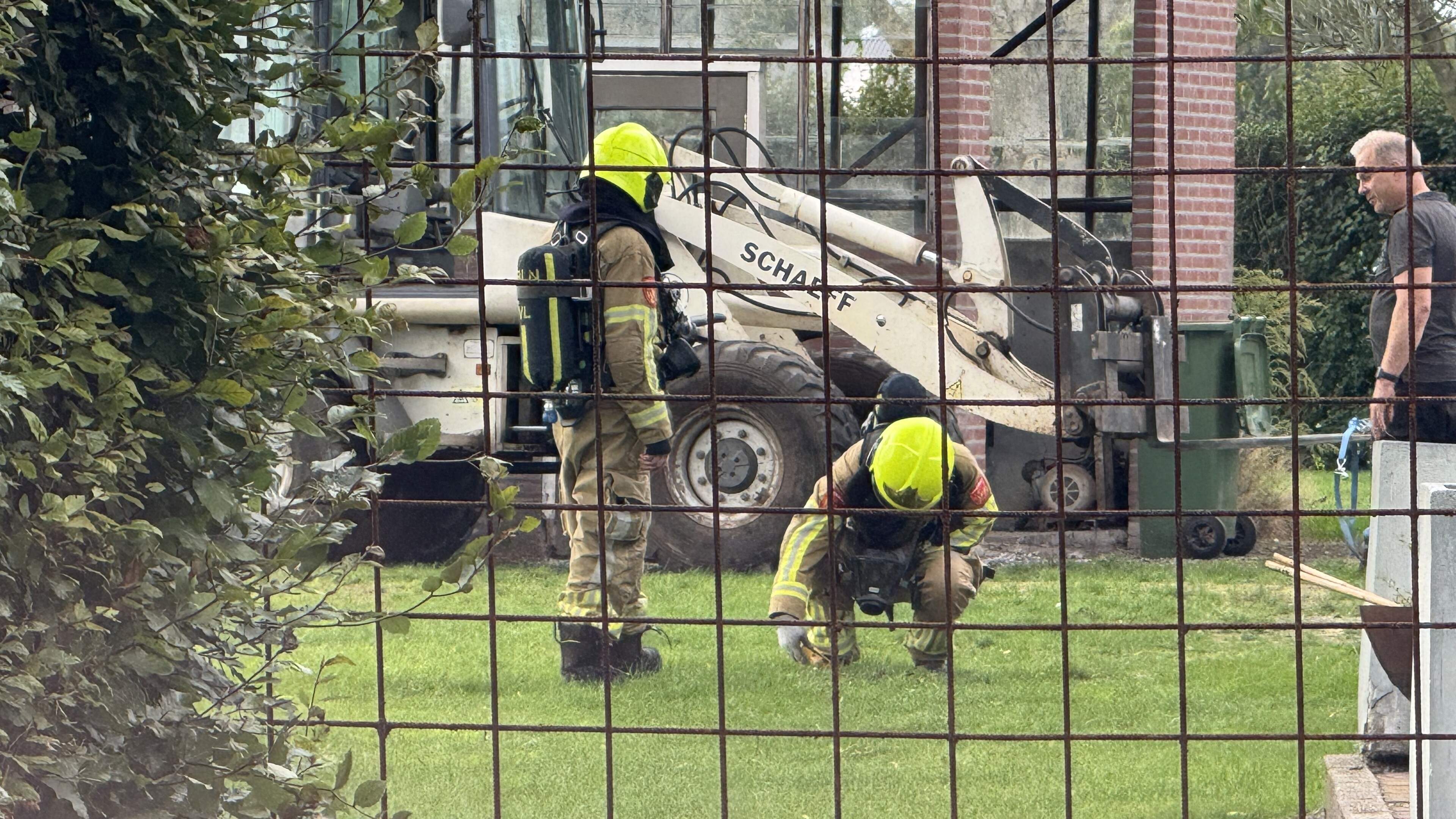Gaslekkage in achtertuin van woning in Sevenum, politie sluit weg af