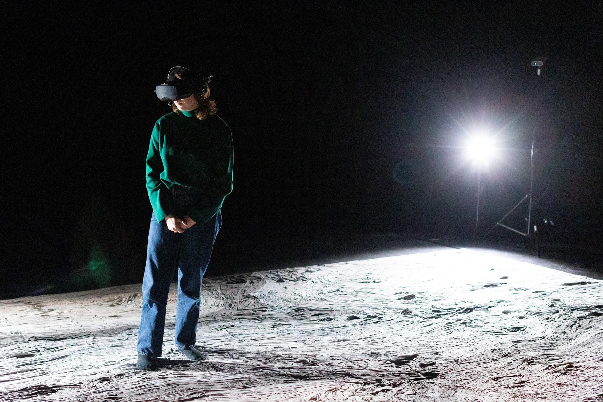 Celine Daemen uit Schimmert maakt nieuwe VR-opera in New York: ‘Ik ben in de wolken’