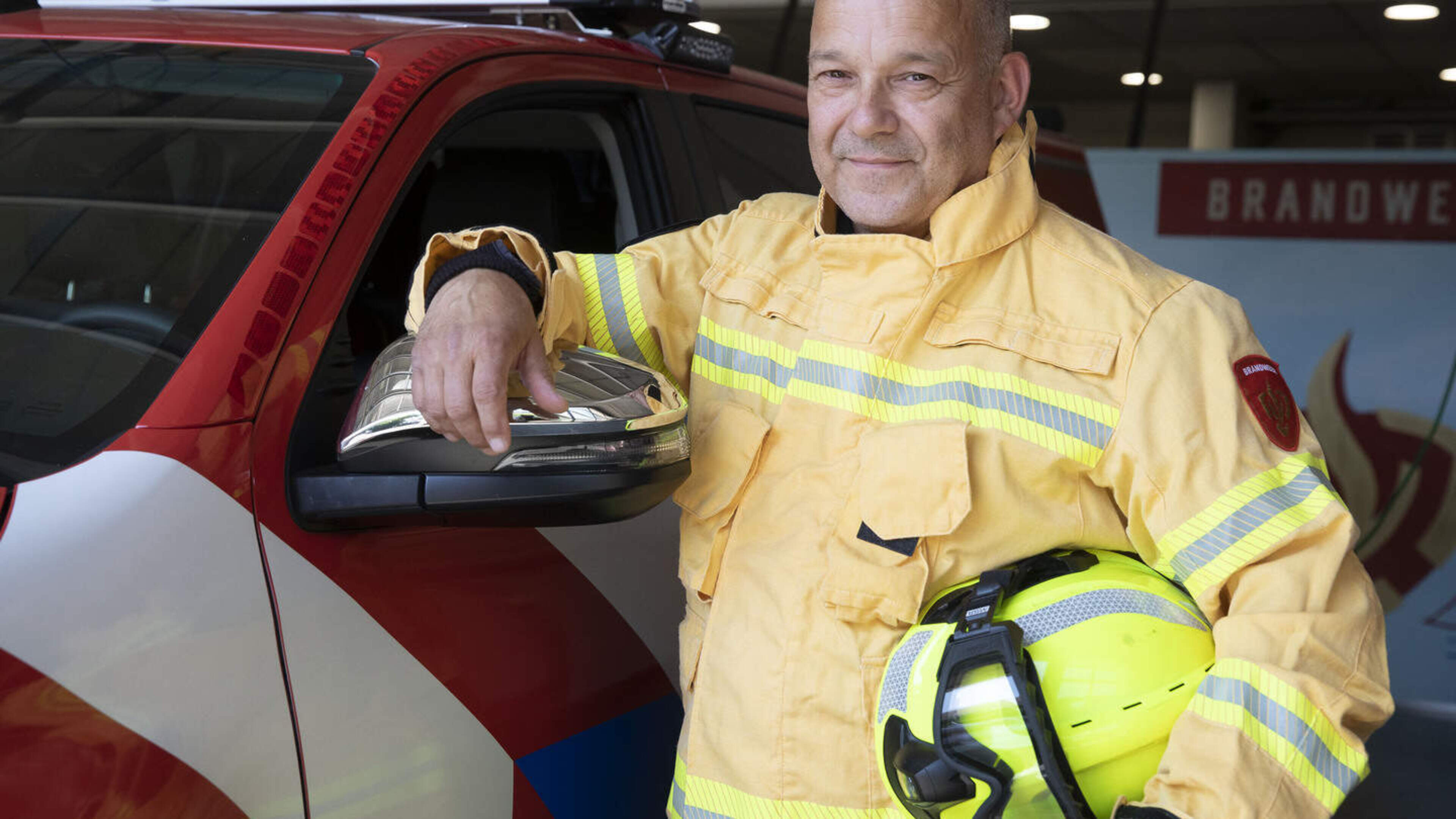 Brandweerman Aschwin (55) uit Roermond bestreed bosbranden in Spanje en moest daarna opnieuw aan de 