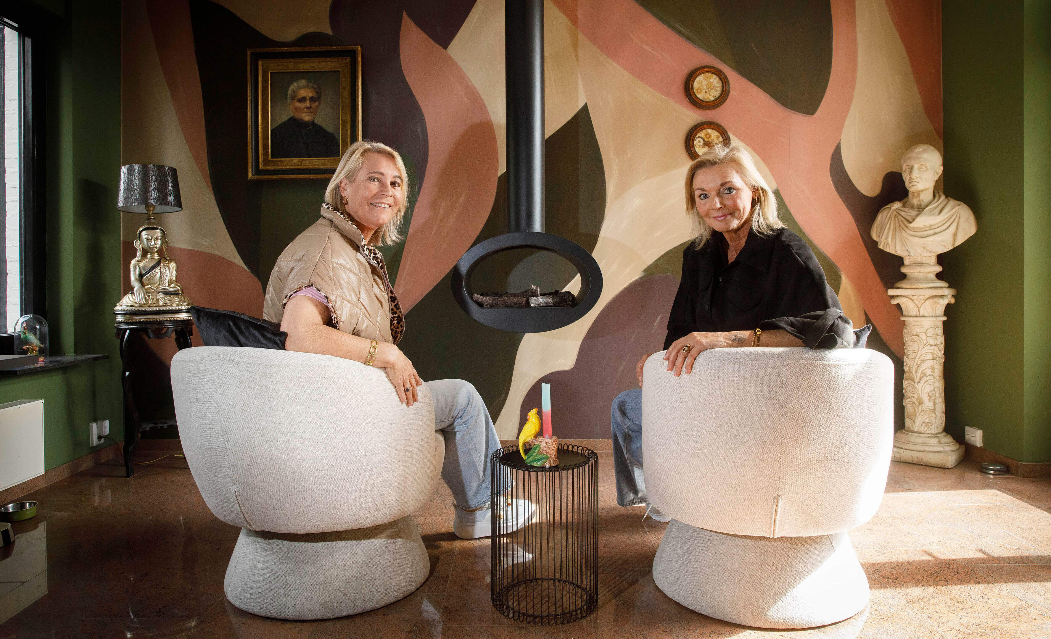 ‘Ik vertrek’ kunstenaarsduo Jolande en Barbara verruilt Frankrijk voor Sint Joost: ‘We zijn in Limbu