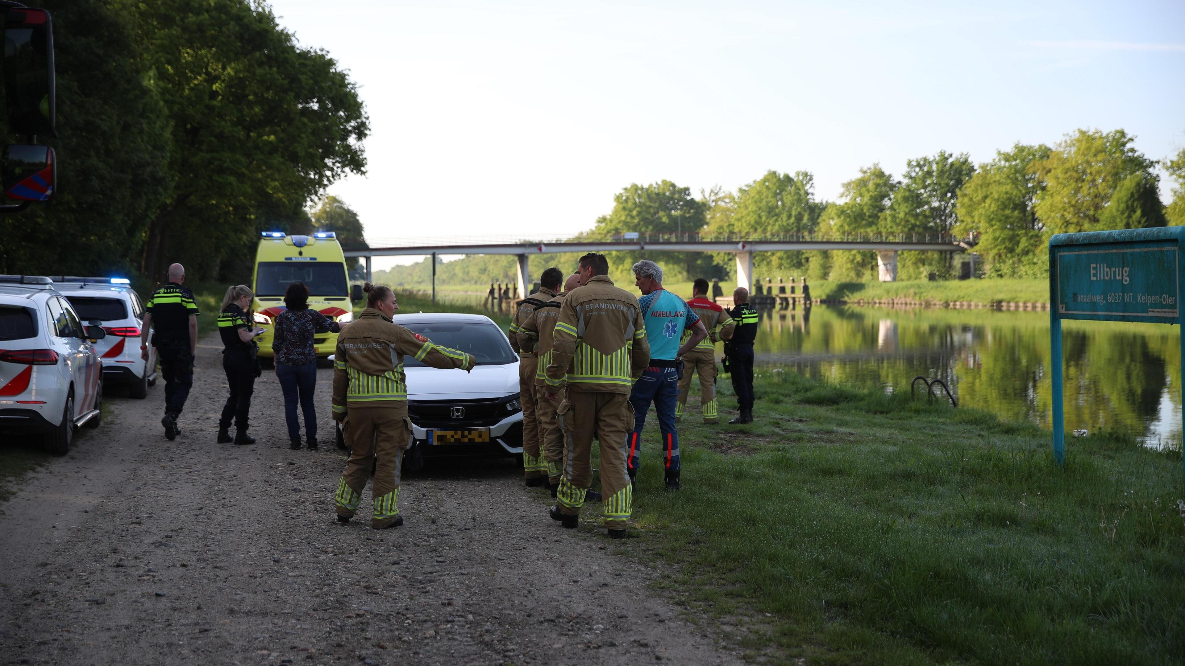 Auto te water in Kelpen-Oler: traumahelikopter opgeroepen