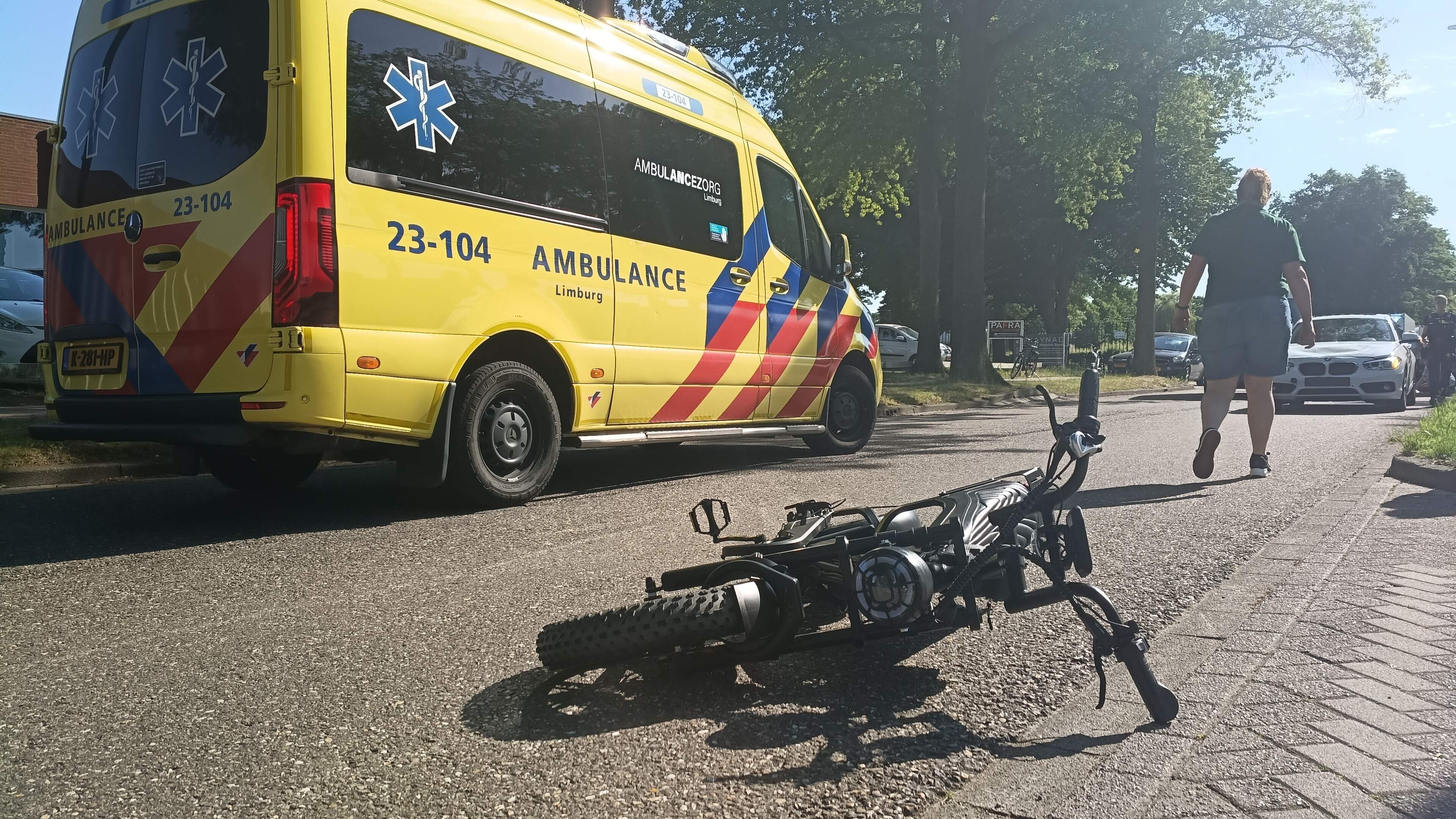 Kind op fatbike gewond na aanrijding met auto in Weert