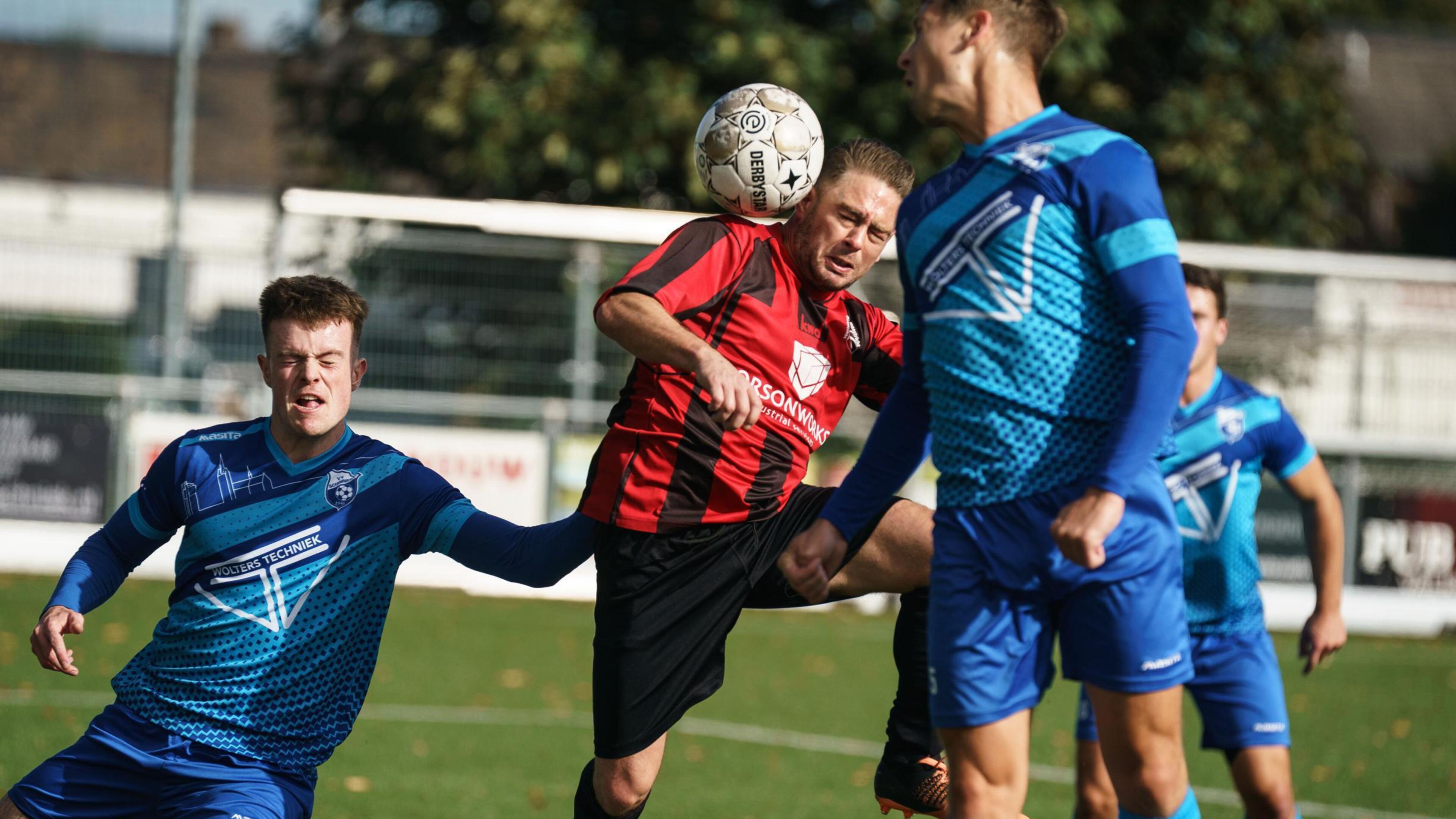 Trainer Patrick Hindriks verlaat VV Schimmert aan het eind van dit seizoen