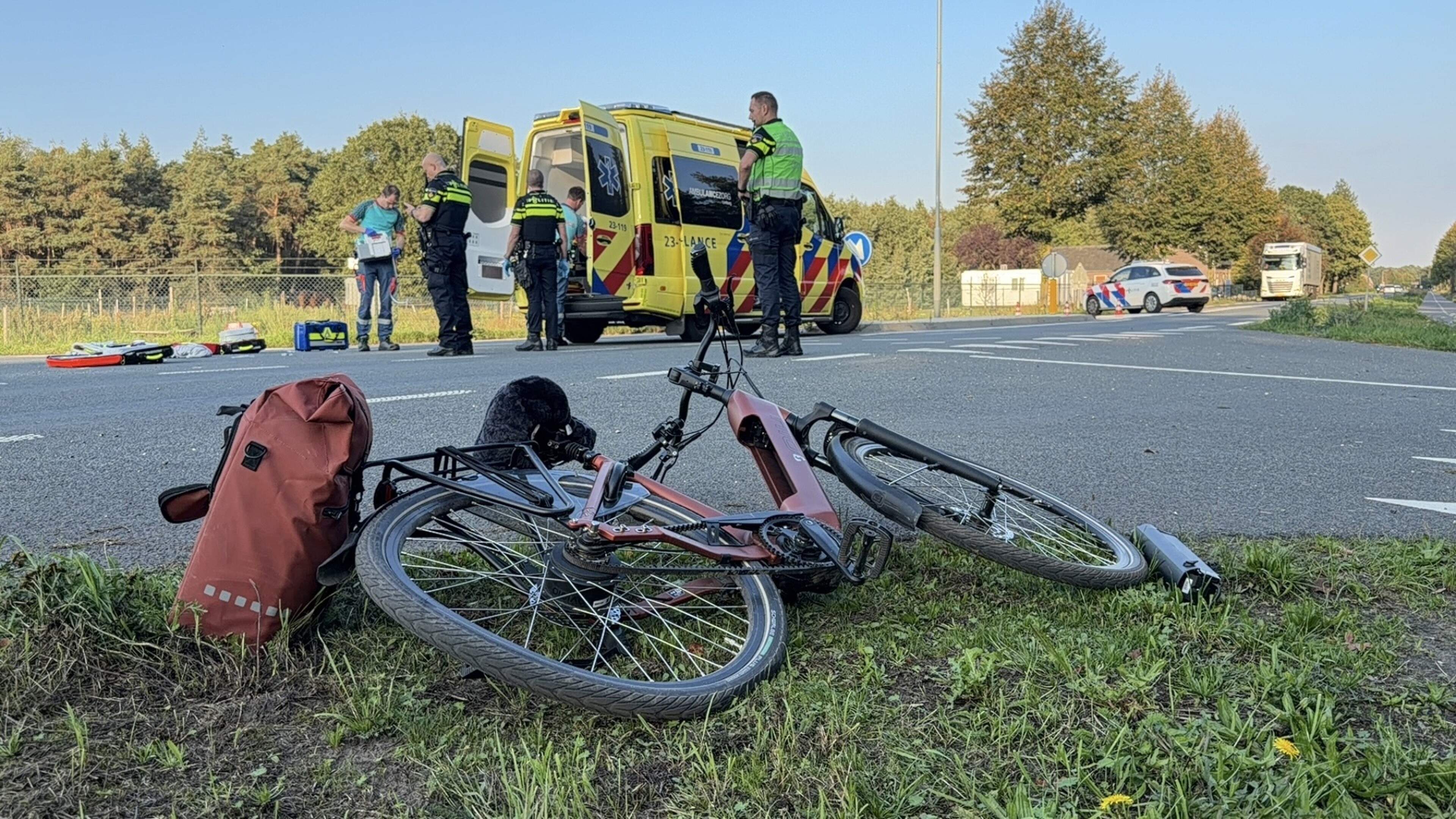 Fietser gewond na aanrijding met auto in Lottum