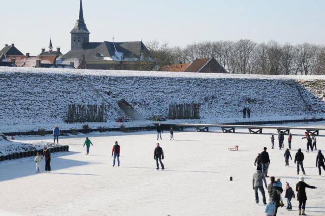 Maasgouw waarschuwt voor gevaarlijk ijs