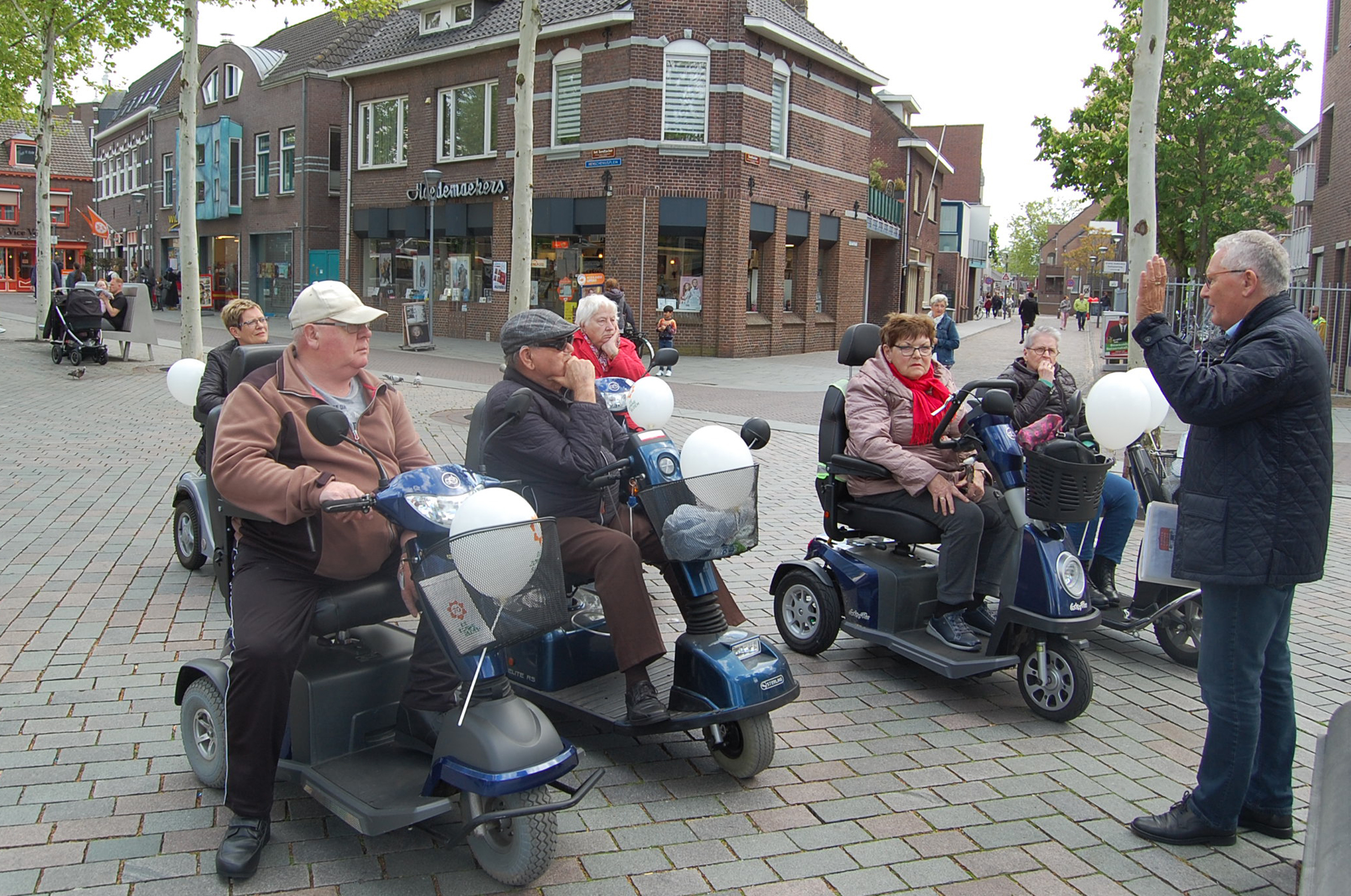 Zonnebloem Spaubeek is op zoek naar vrijwilligers