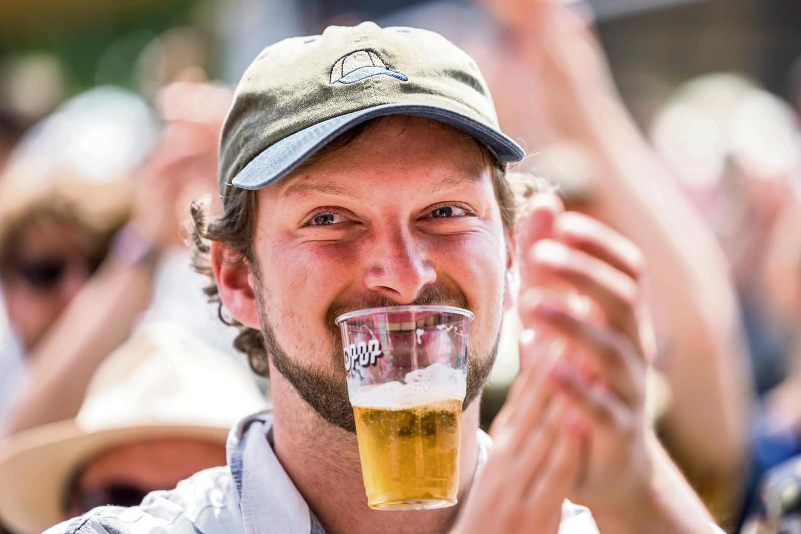 Een pilsje op Pinkpop betaal je niet meer met muntjes in 2025. 