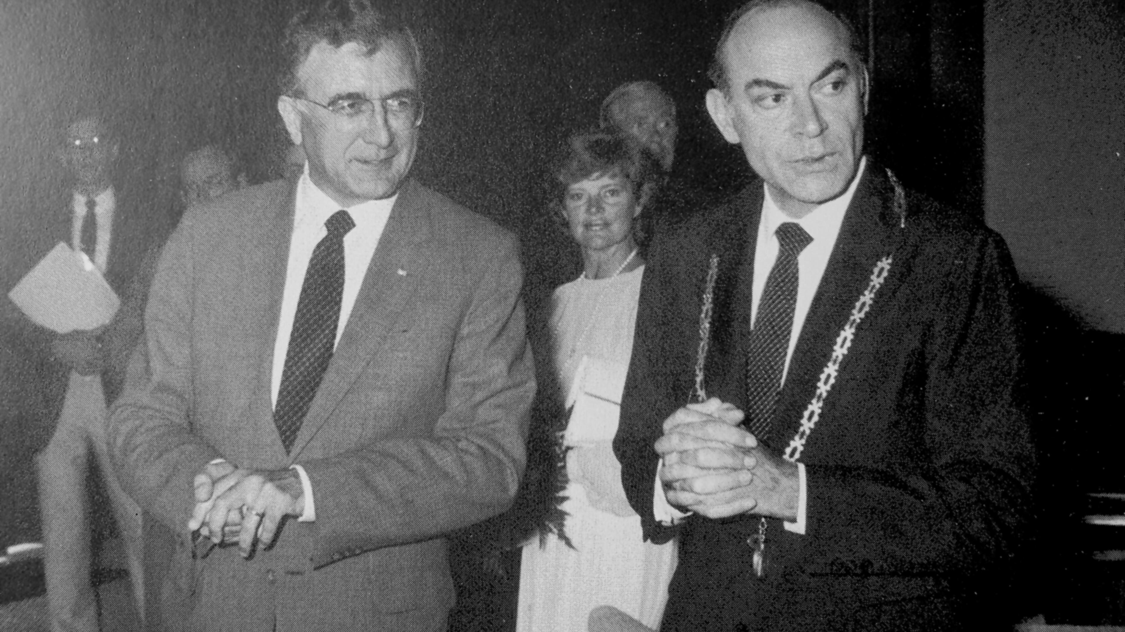Hans Coenders was de eerste burgemeester van Landgraaf: met humor en gezond verstand sloeg hij zich 