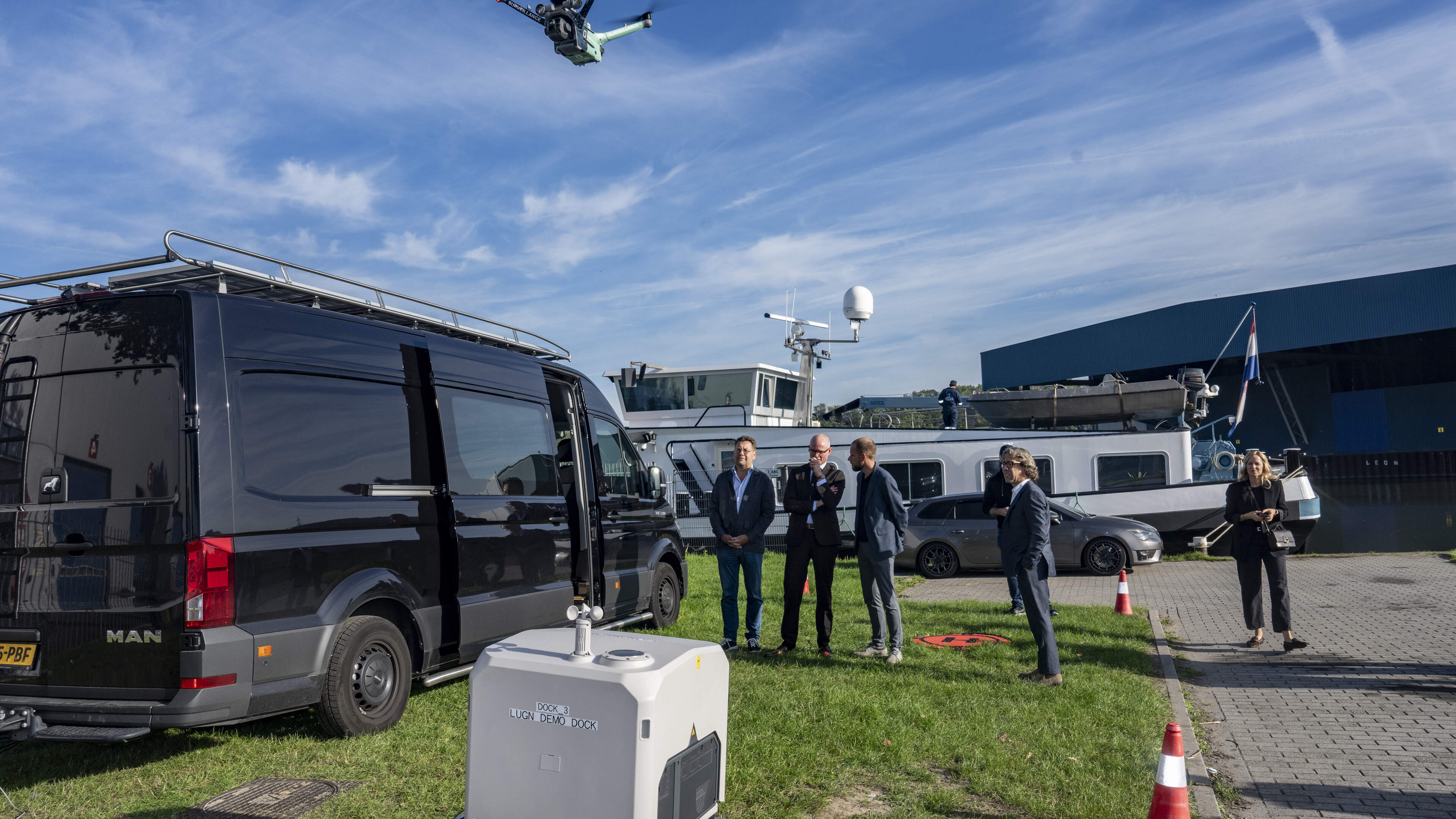 Drones met schijnwerpers ingezet tegen dieven op bedrijventerrein in Maastricht: ‘Geloof me: dat har