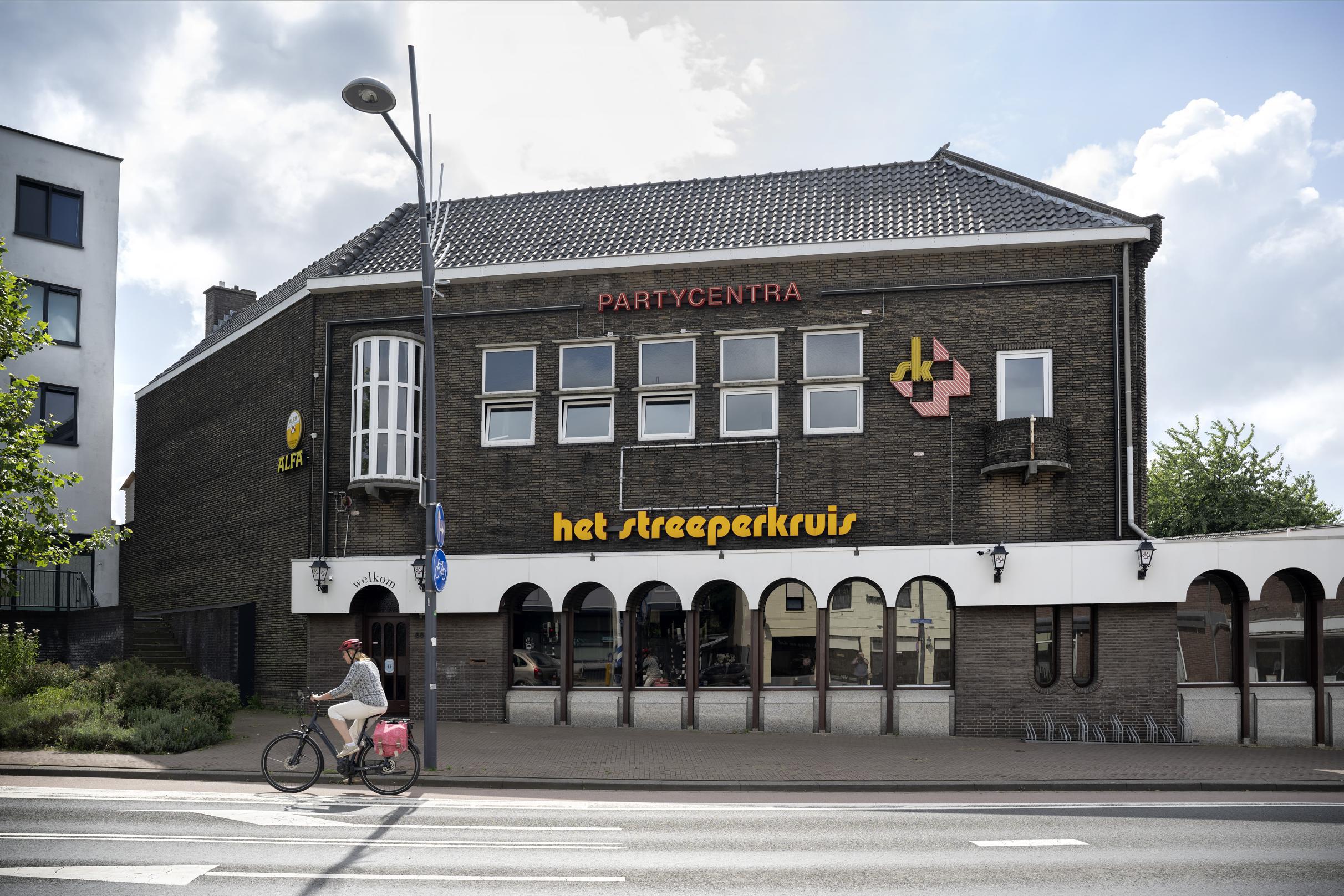 Opluchting over de redding van Het Streeperkruis in Landgraaf van korte duur: ‘Ik heb mijn hele hebb