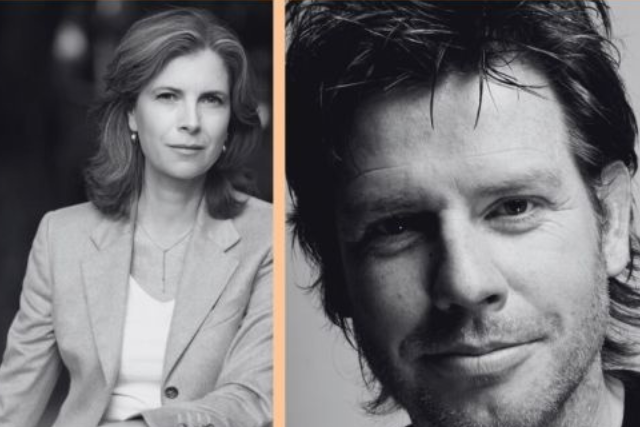 Filmproducent Pieter Kuijpers en schrijver Marcia Luyten in gesprek