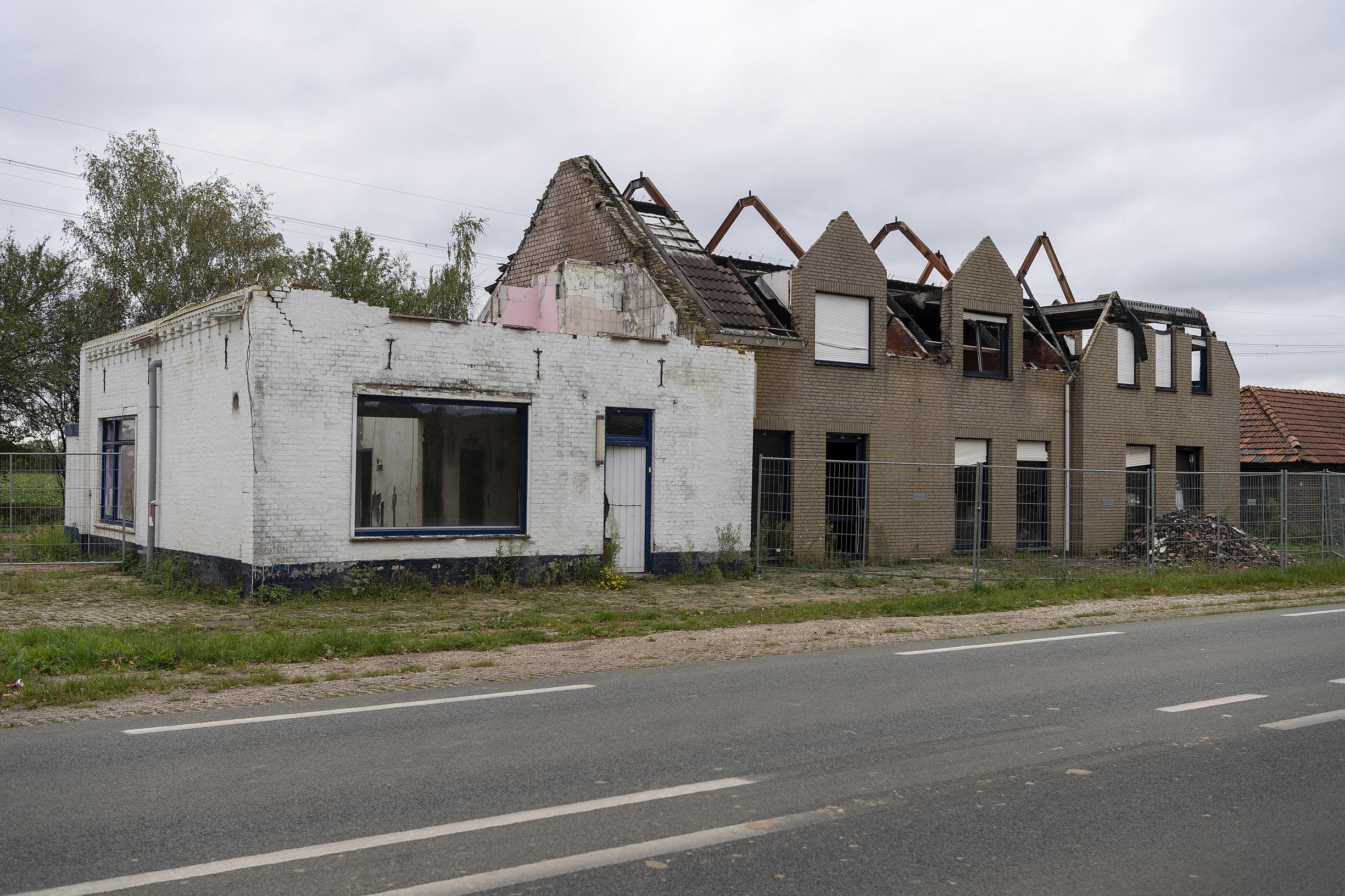 Aankijken tegen de verbrande resten van seksclub in Nunhem bijna voorbij: gemeente ziet plan voor wo