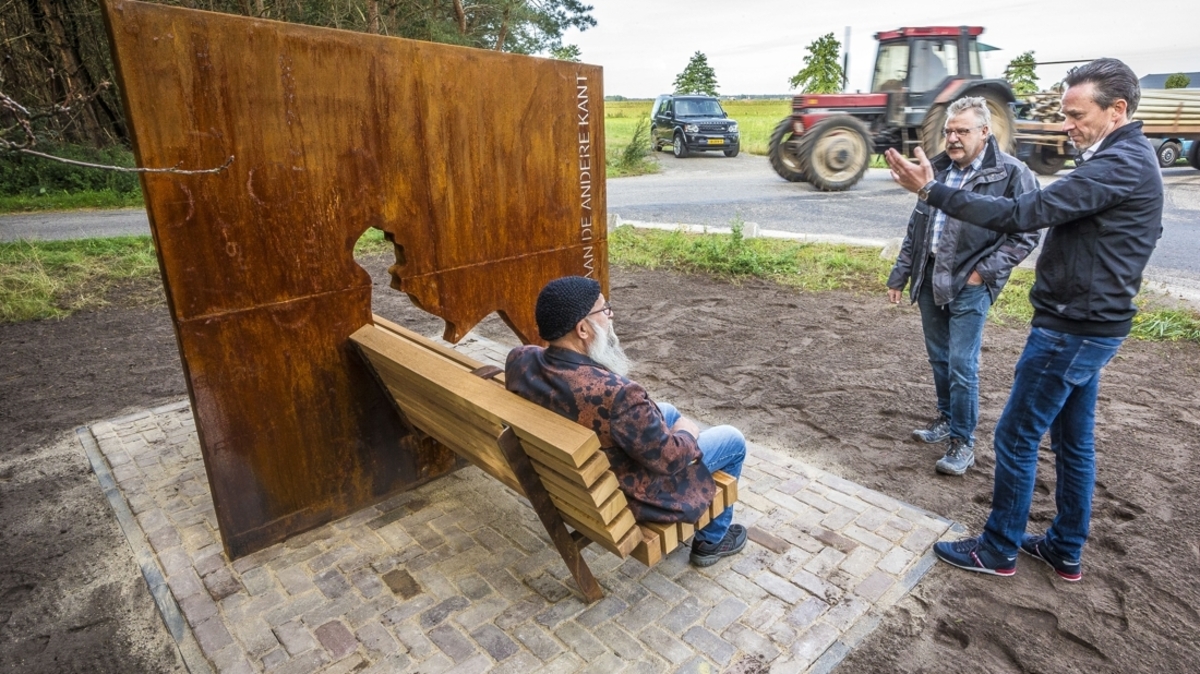 Bekijk de oorlog al fietsend ook eens van de andere kant | De Limburger