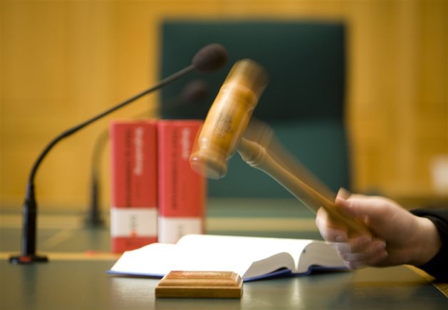 Celstraf en opname in inrichting voor twee overvallen Roermond