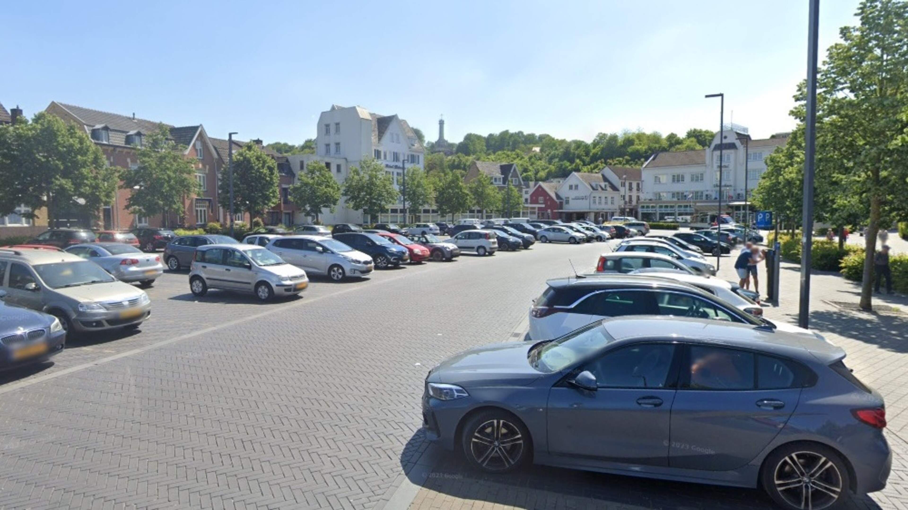 Nieuwe parkeermeters Valkenburg komen dan toch echt in augustus, eerste uur gratis parkeren gaat een