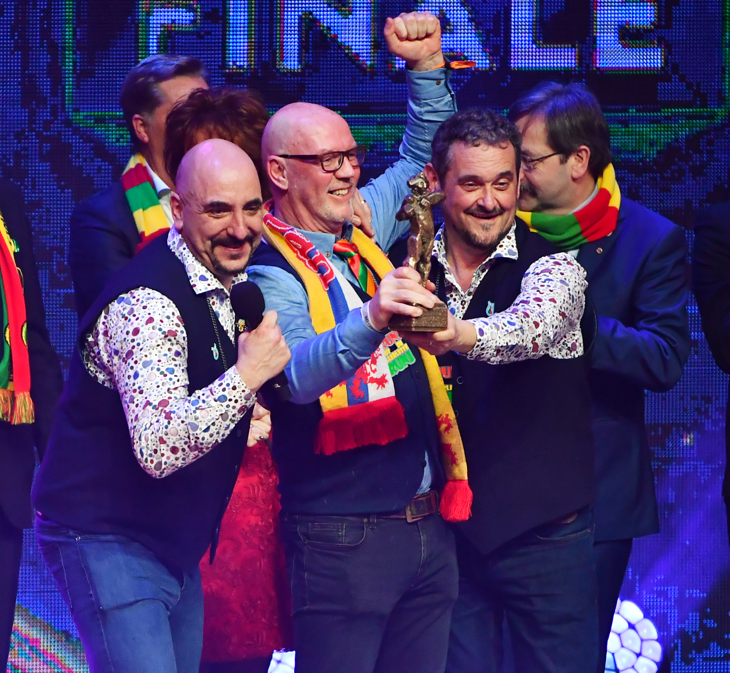 Vanaf de bank via de radio horen of je in de LVK-finale staat: ‘Wij hoorden tien seconden eerder’