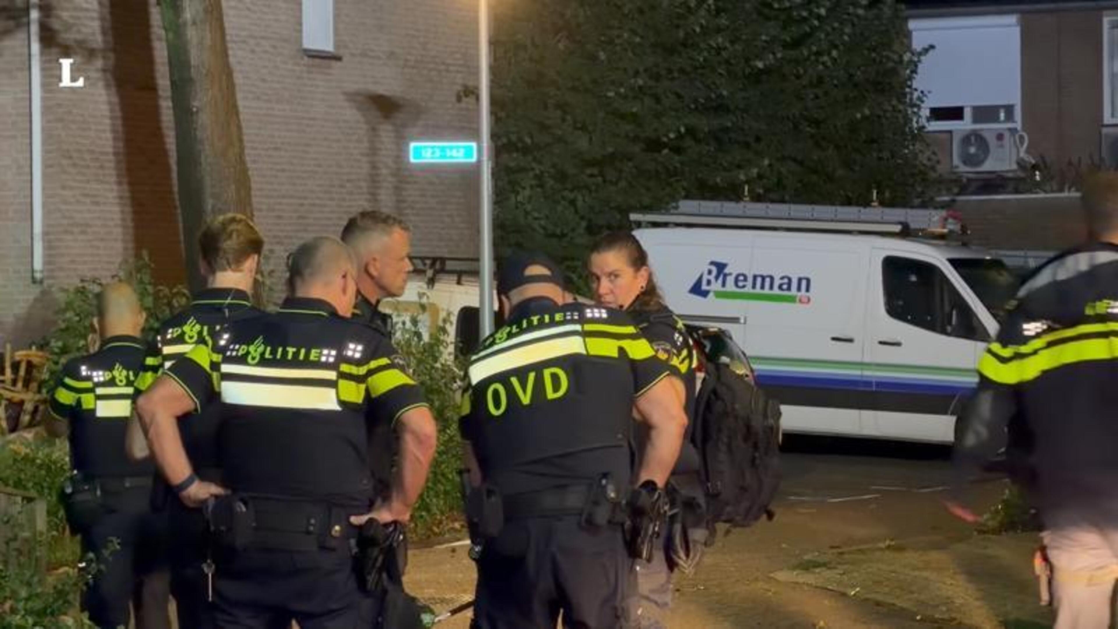 Schade aan gevel en voordeur na explosie bij woning in Heerlen