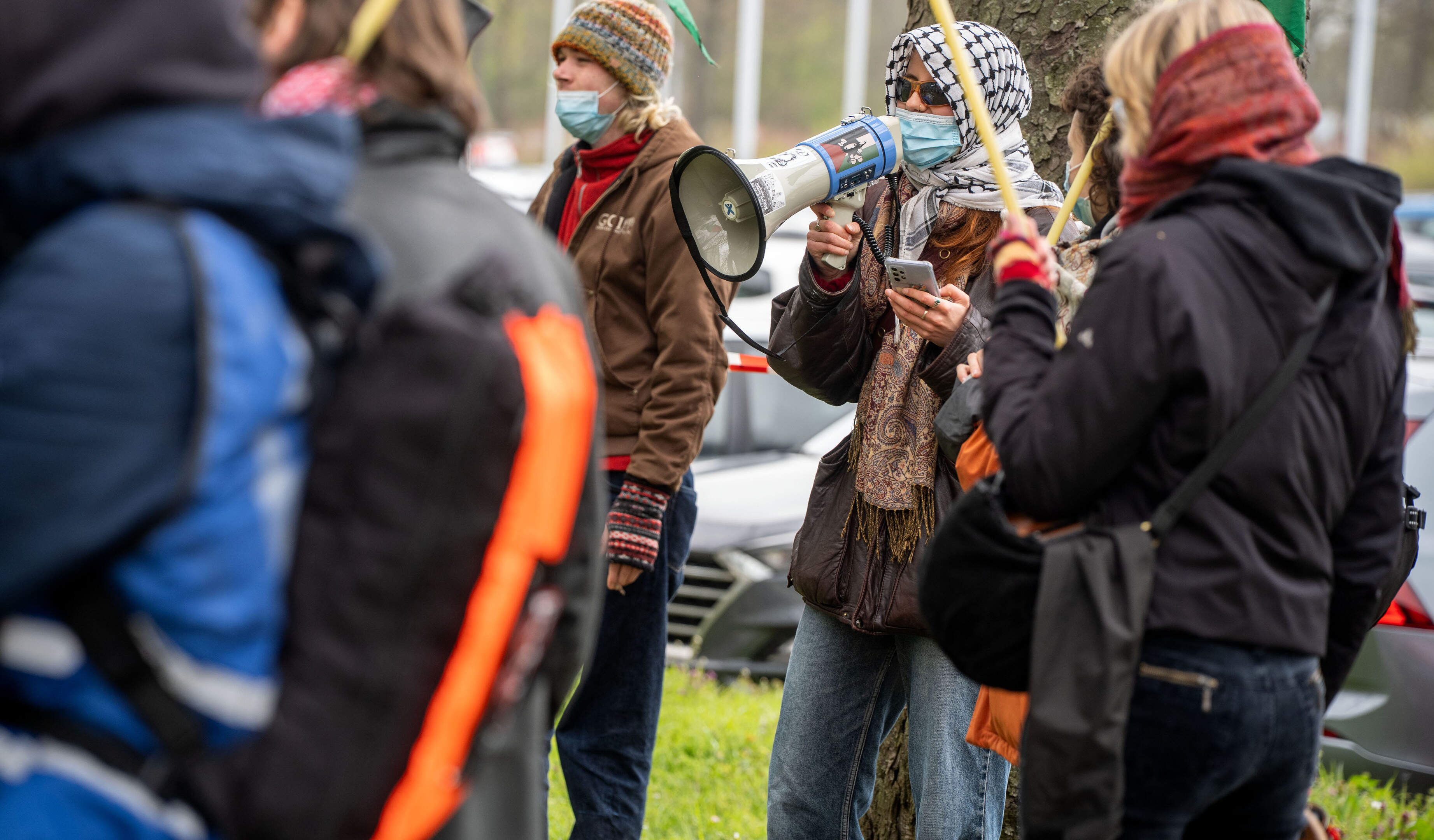 Pro-Palestijnse activisten bezetten gebouw van Universiteit Maastricht, sterke magneetvelden vormen 