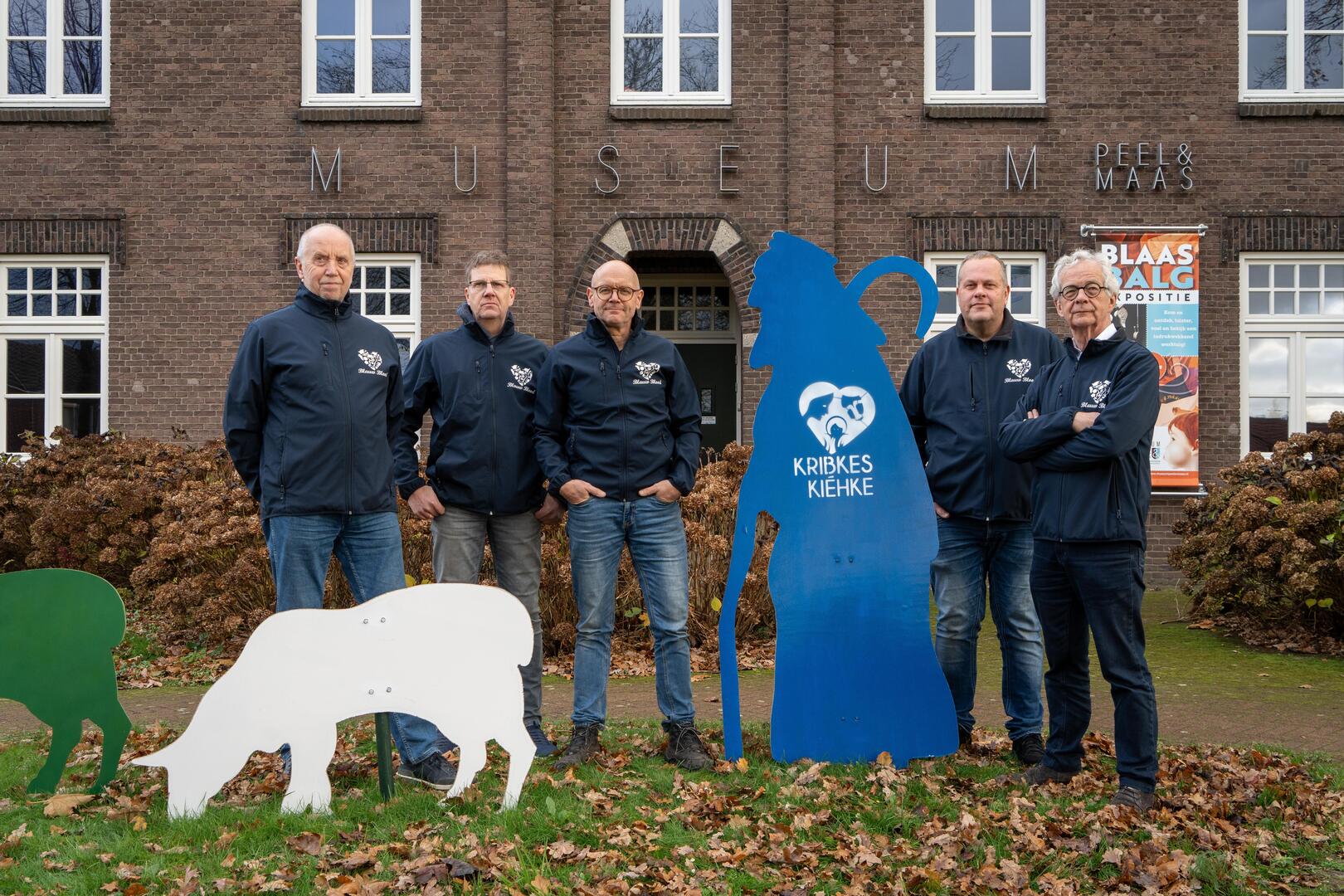 Kribkes Ki hke In De Babybazaar Op Eerste Kerststallenroute In Helden 