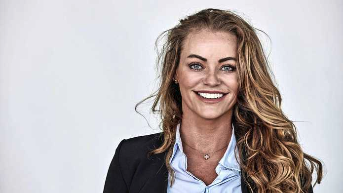 Oud-olympisch kampioene Inge de Bruijn opent nieuwe springplank van zwembad Jekerdal