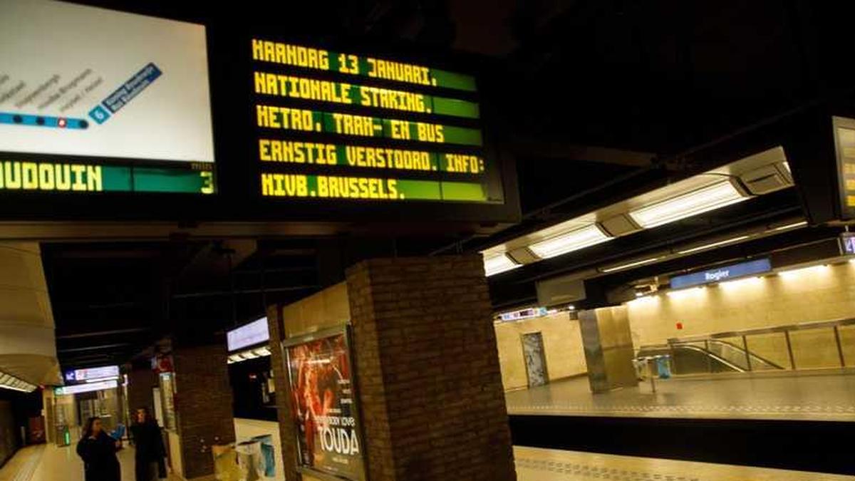 Vakbondsacties leggen vlieg- en treinverkeer in België stil