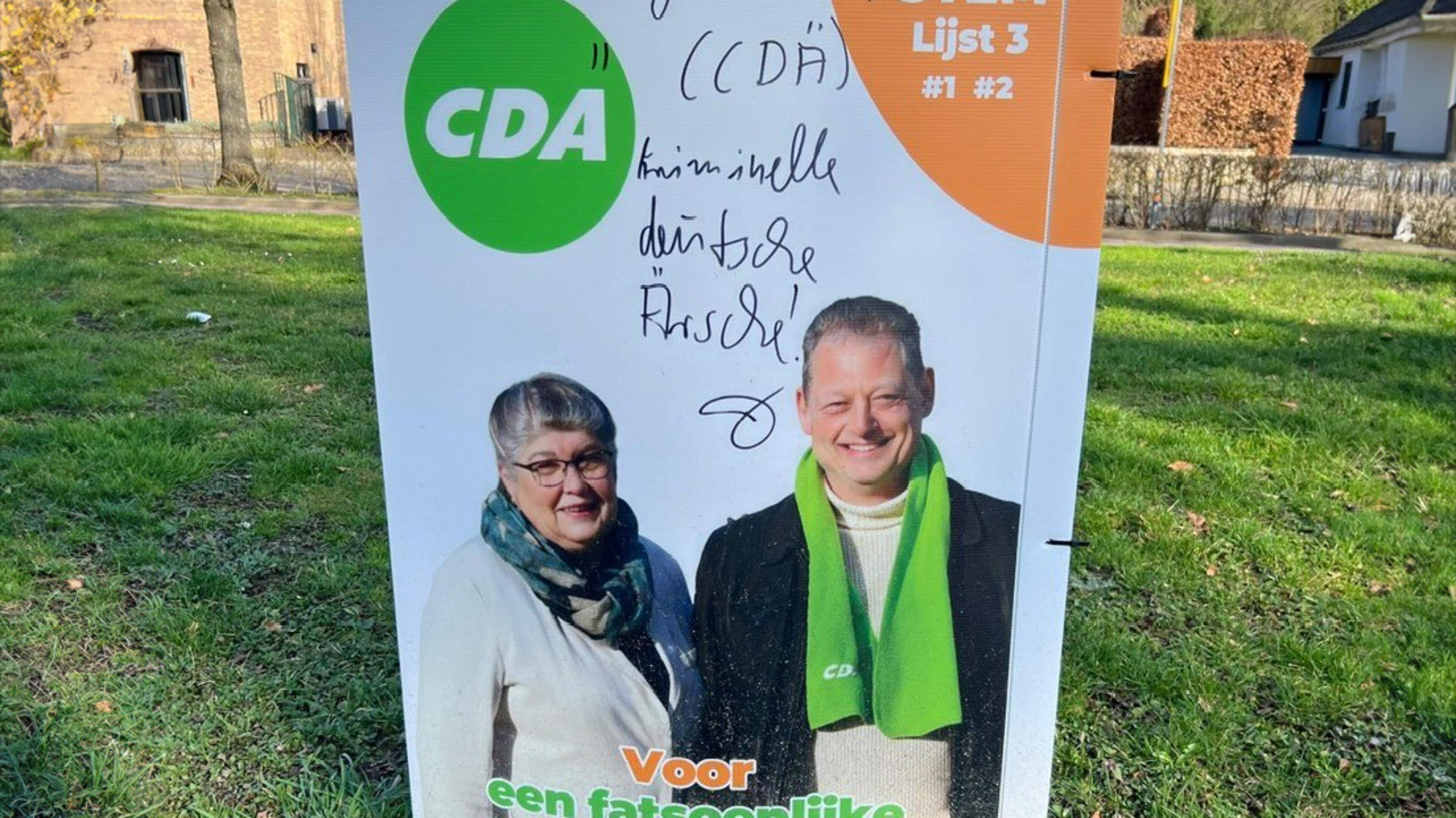 CDA Meerssen doet aangifte van diefstal, bekladding en kapotsnijden van zeker zeven verkiezingsborde