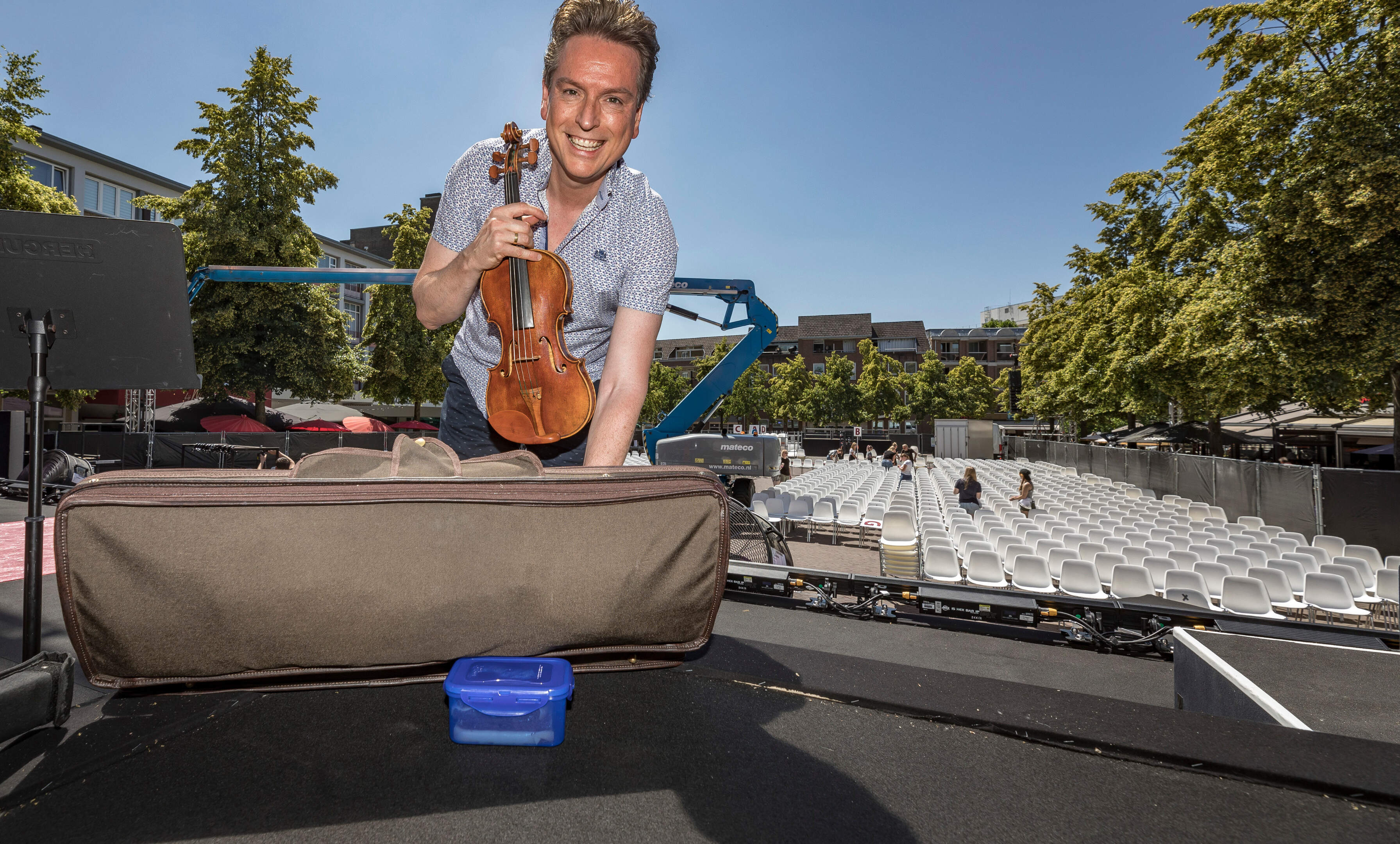 Al bijna 5000 tickets verkocht voor concert Guido Dieteren op de Markt in Roermond, verkoop arrangem
