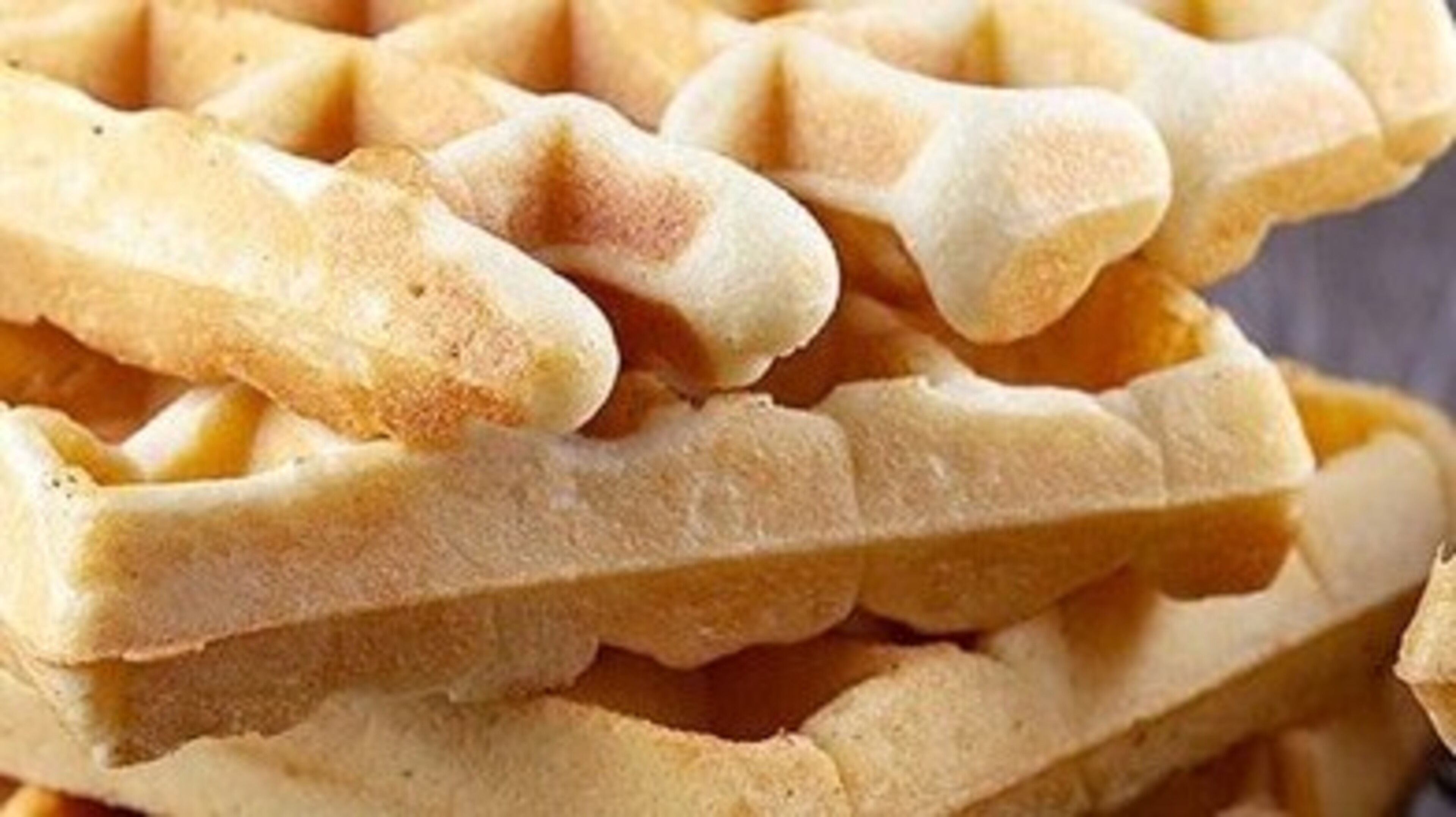 Harmonie Neeritter brengt wafel aan huis