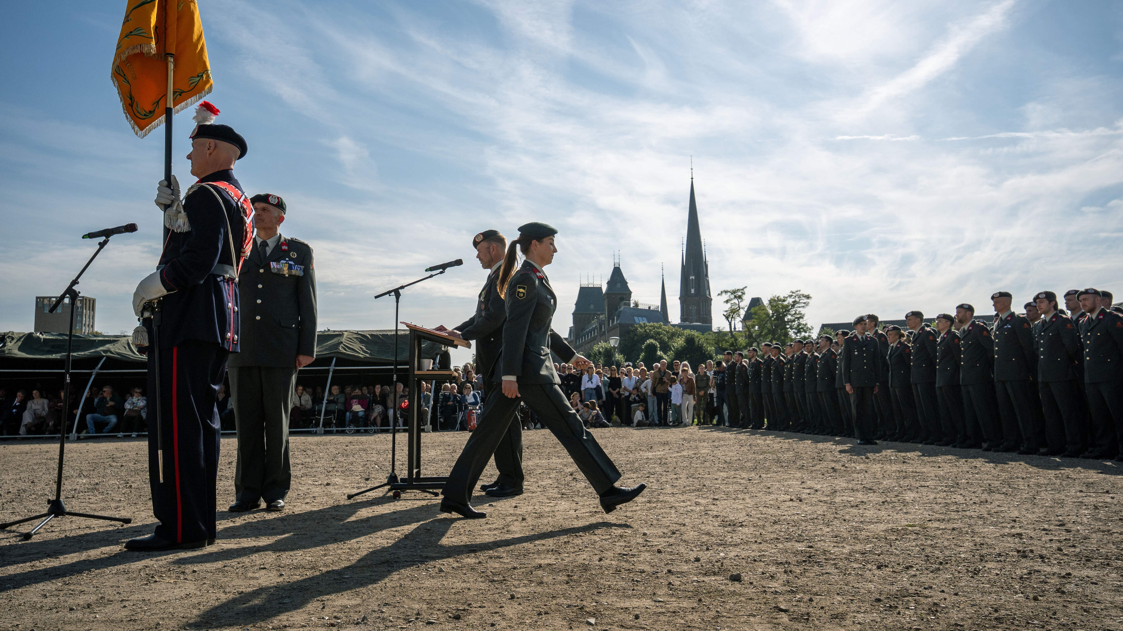 Reservisten leggen eed af op historische plek in Sittard: ‘Sommige mensen zullen moeten opstaan’