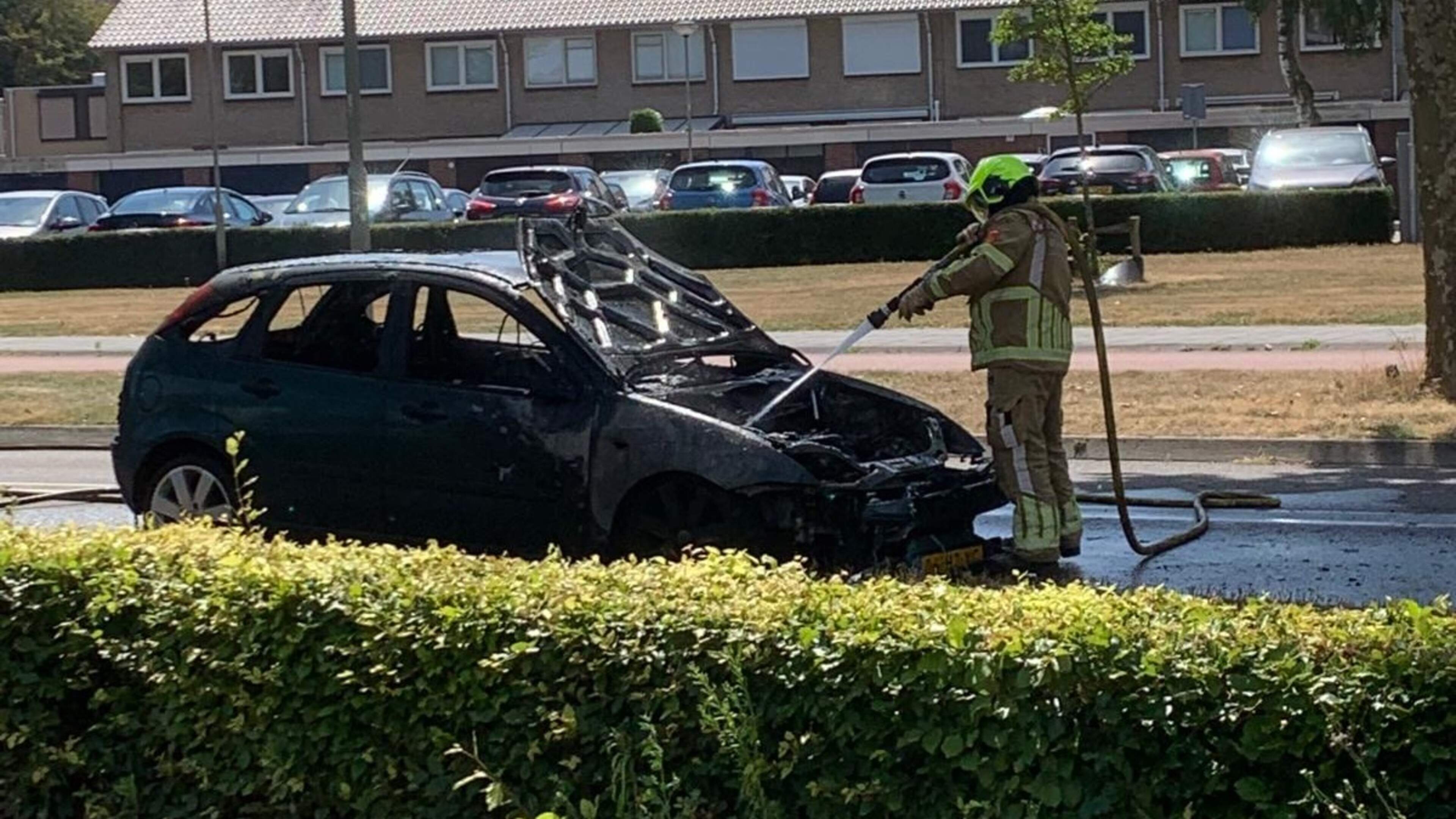 Auto volledig uitgebrand in Venray