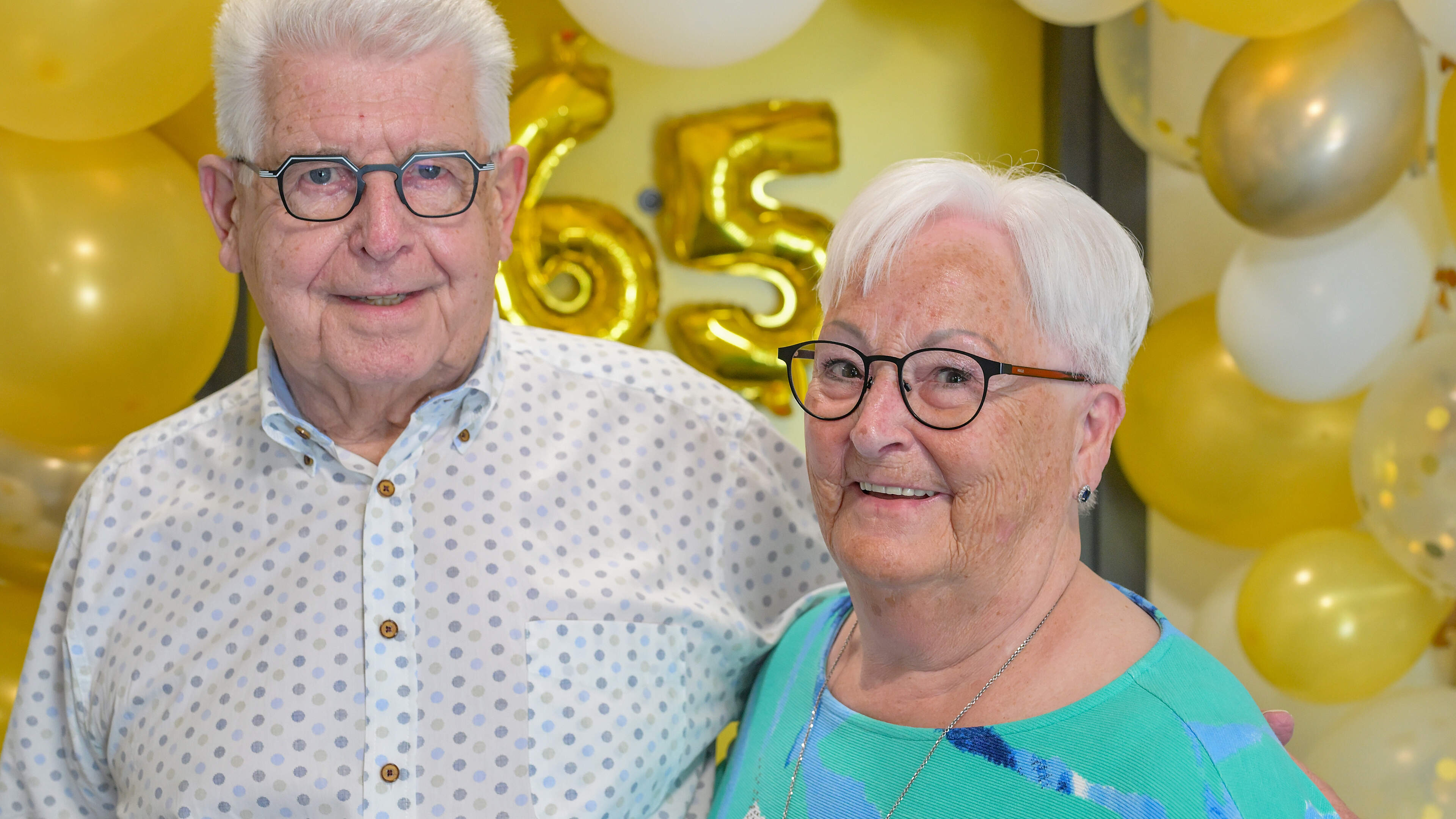 65 jaar hand in hand: Leon en Ria Willems-Smit vieren briljanten huwelijk